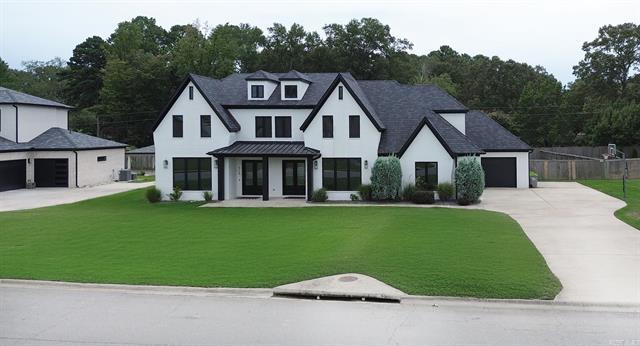 6724  Hilo  Benton, AR
