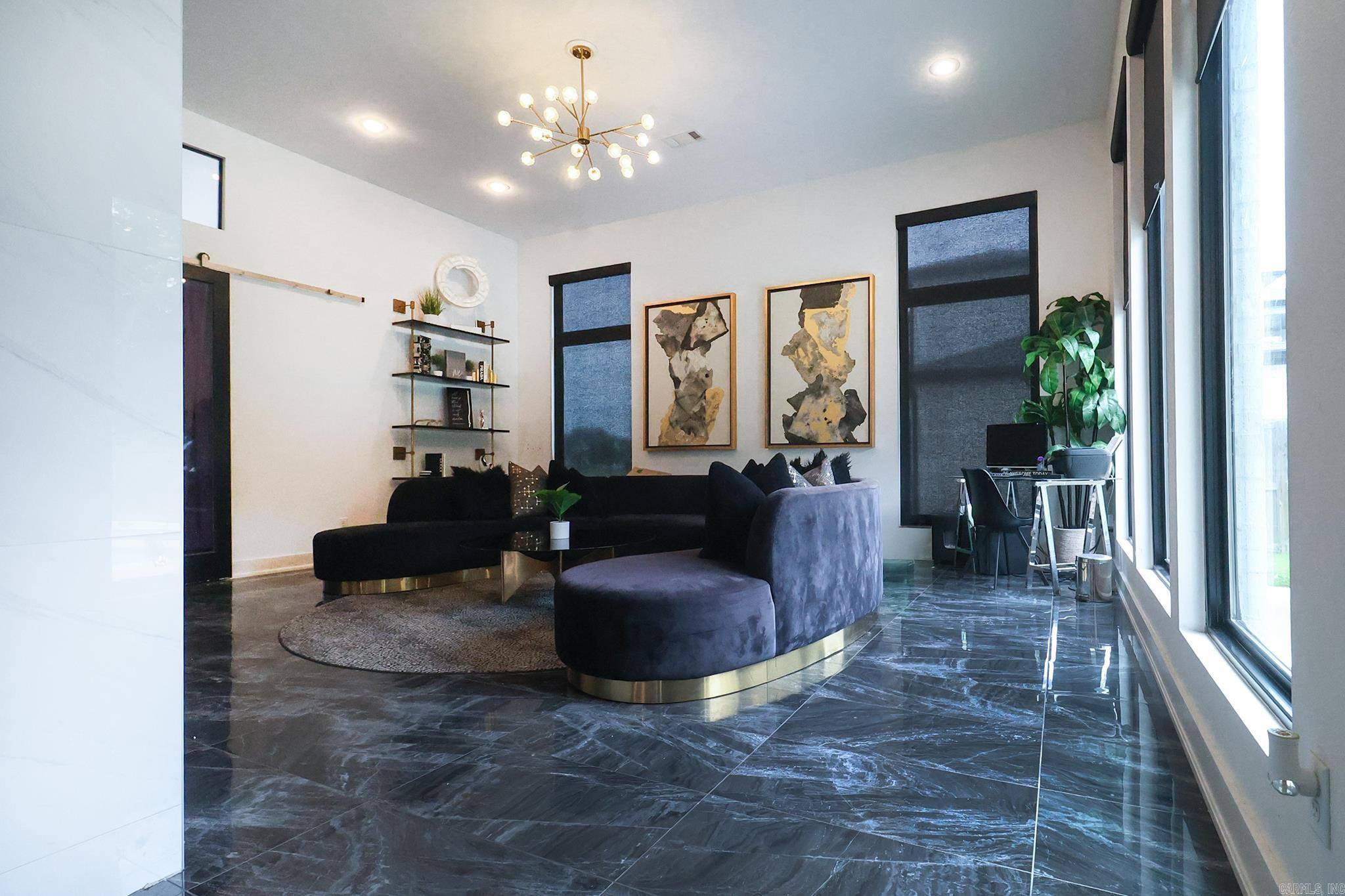 6724 Hilo  Benton, AR