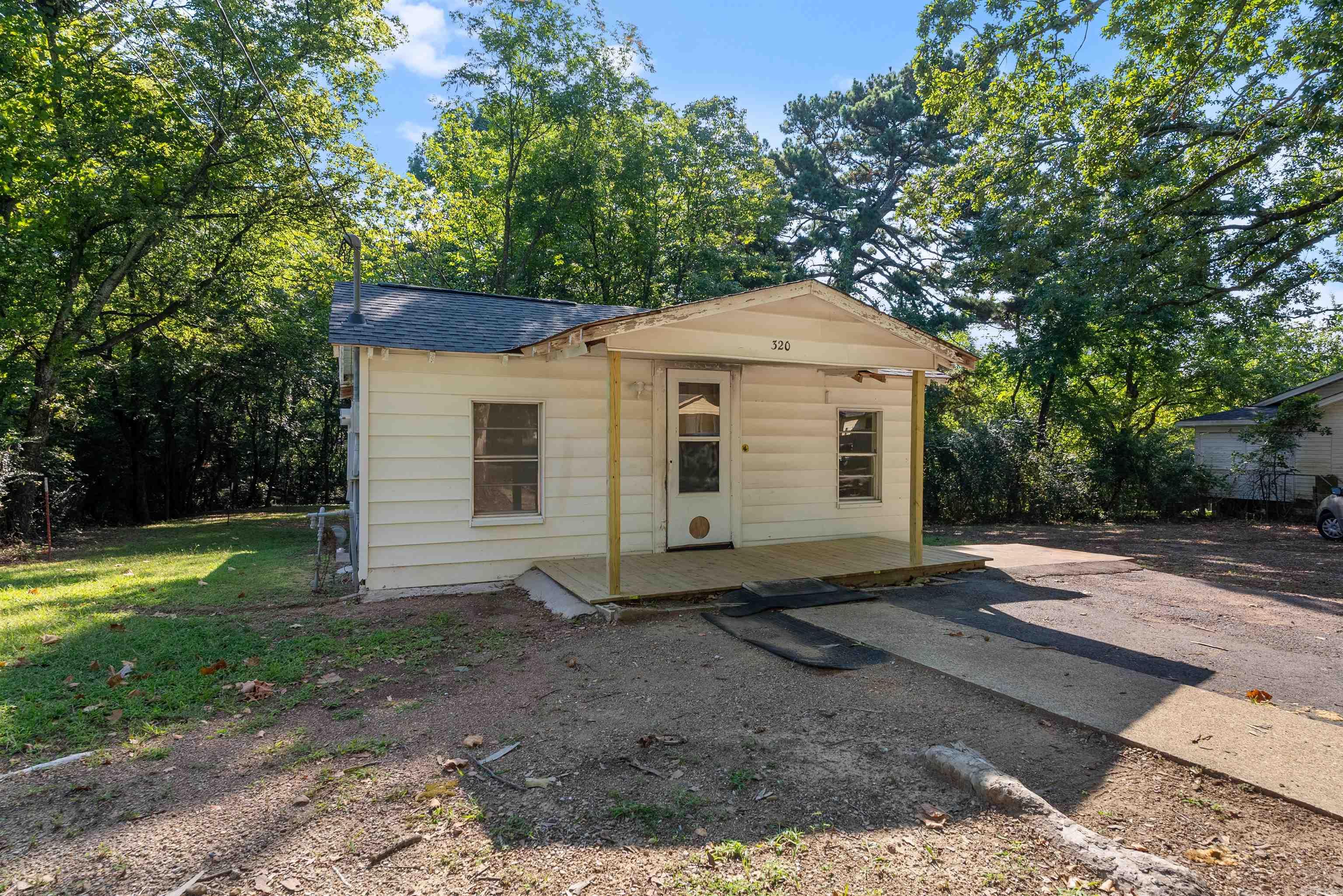 320 Cooper  Hot Springs, AR