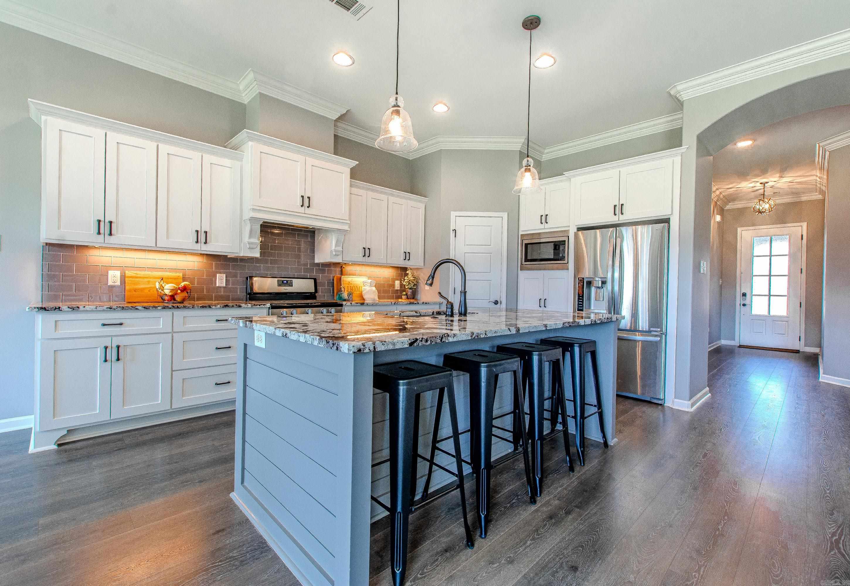 6216 Lewiston  Alexander, AR