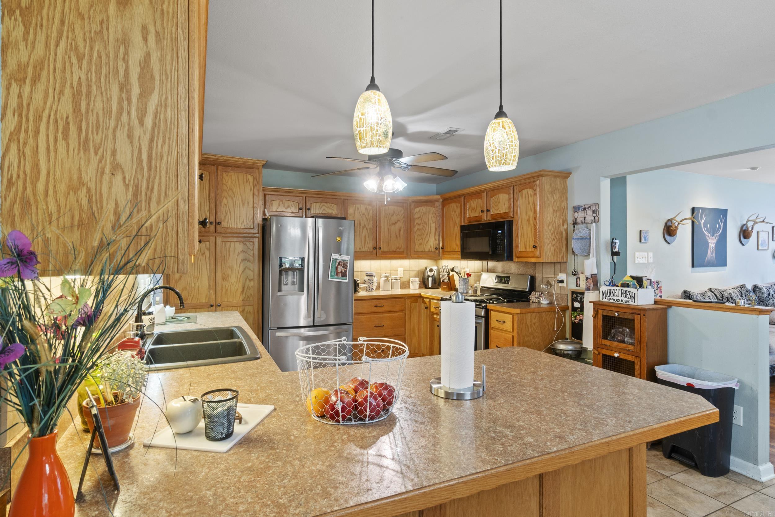 619 Valley View Rd.  Mount Vernon, AR