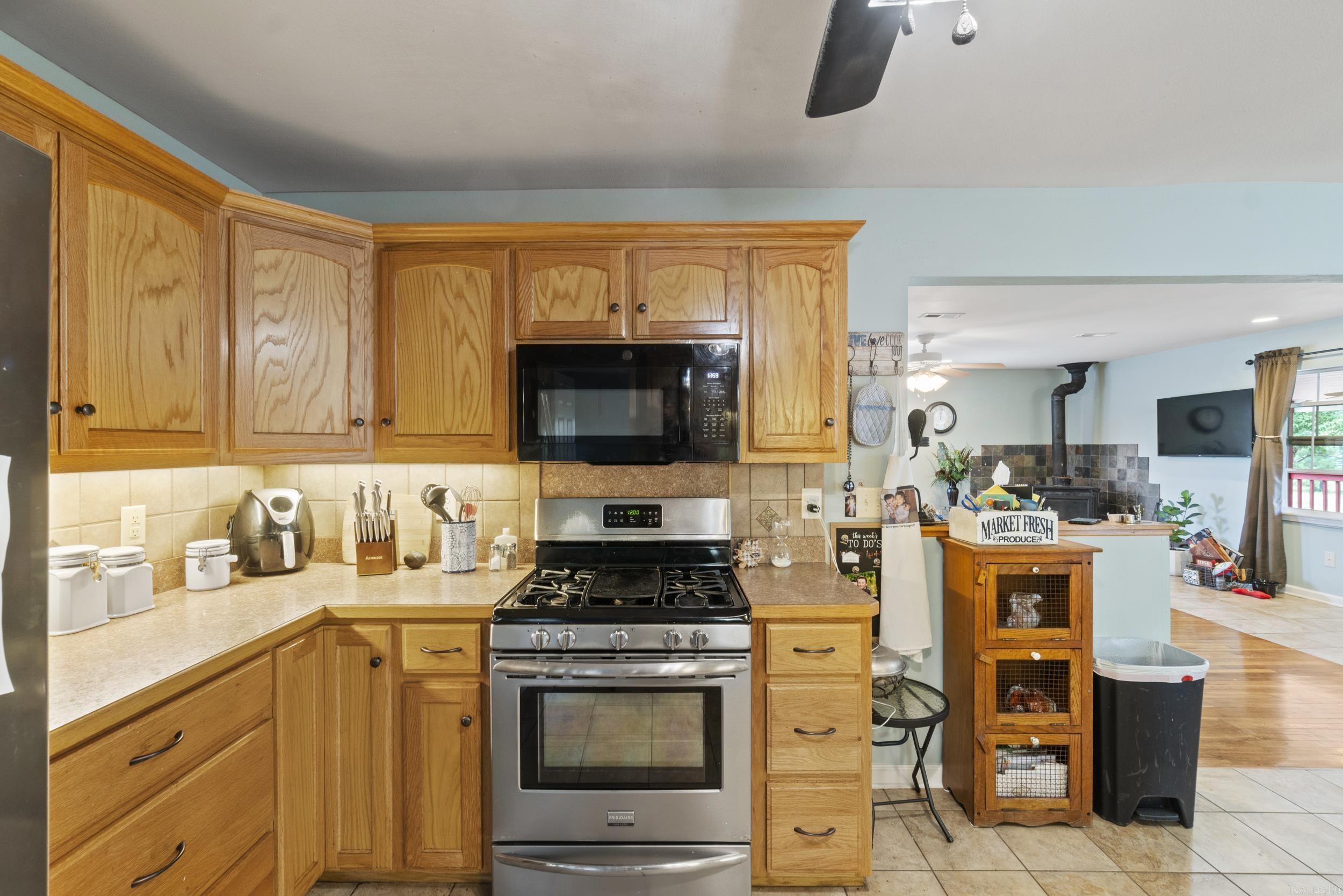 619 Valley View Rd.  Mount Vernon, AR
