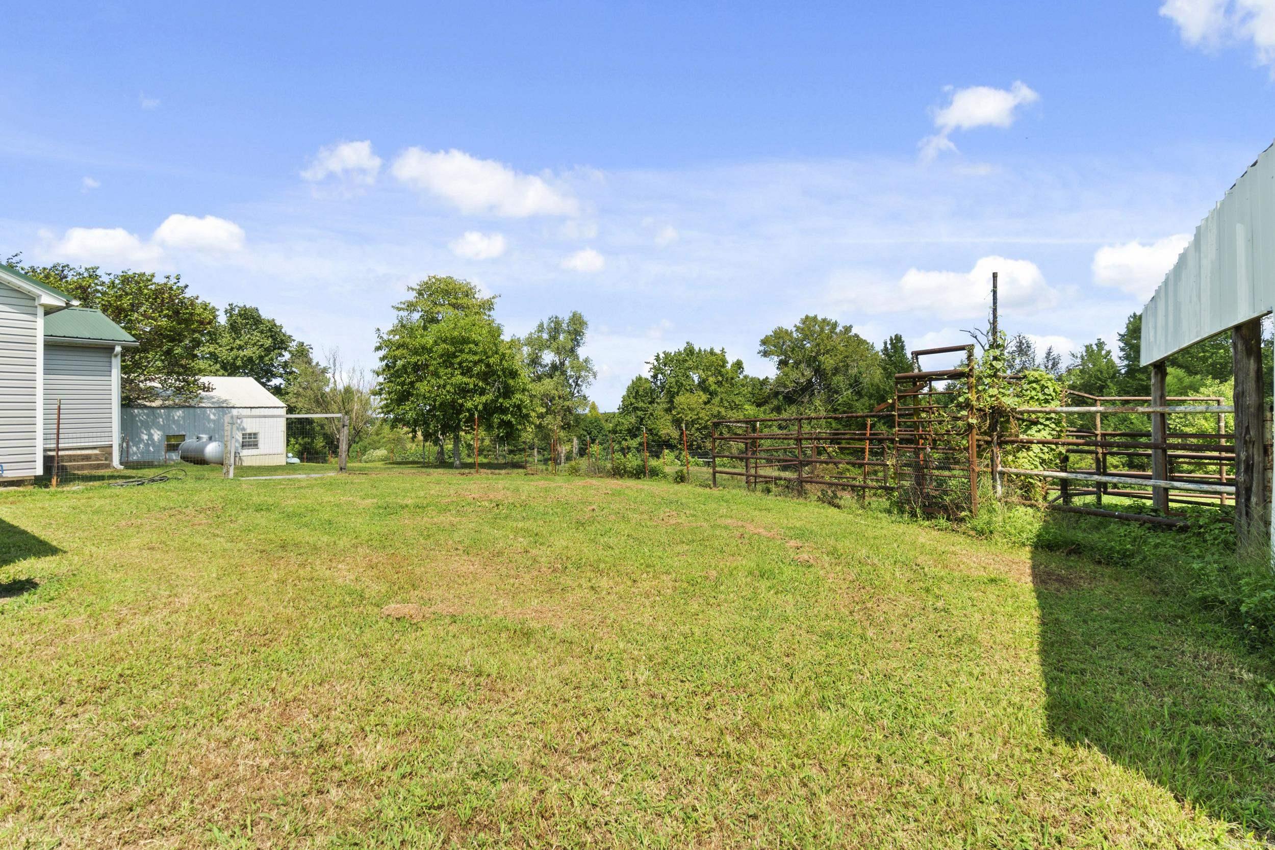 619 Valley View Rd.  Mount Vernon, AR