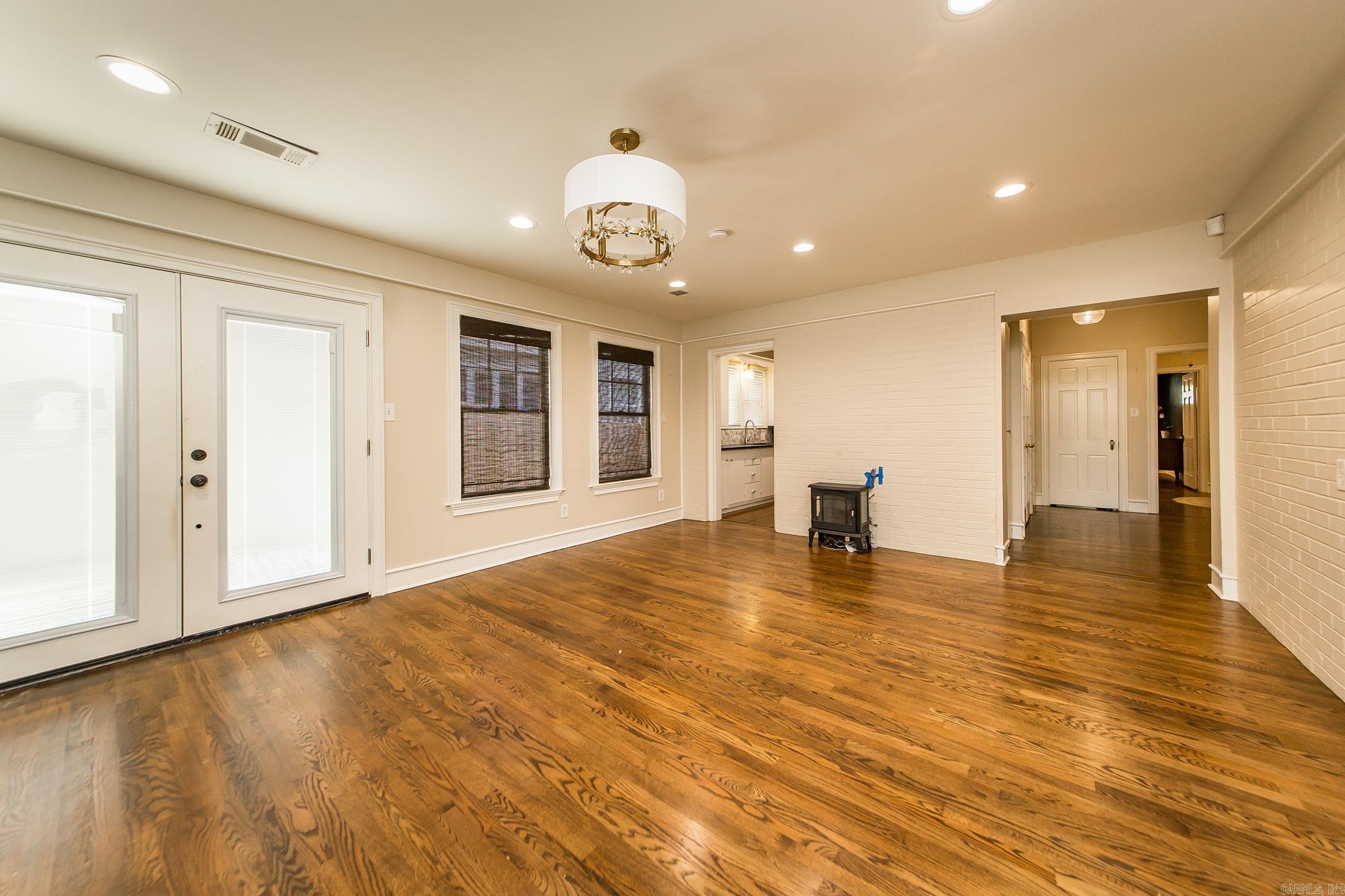 225 E B Ave  North Little Rock, AR