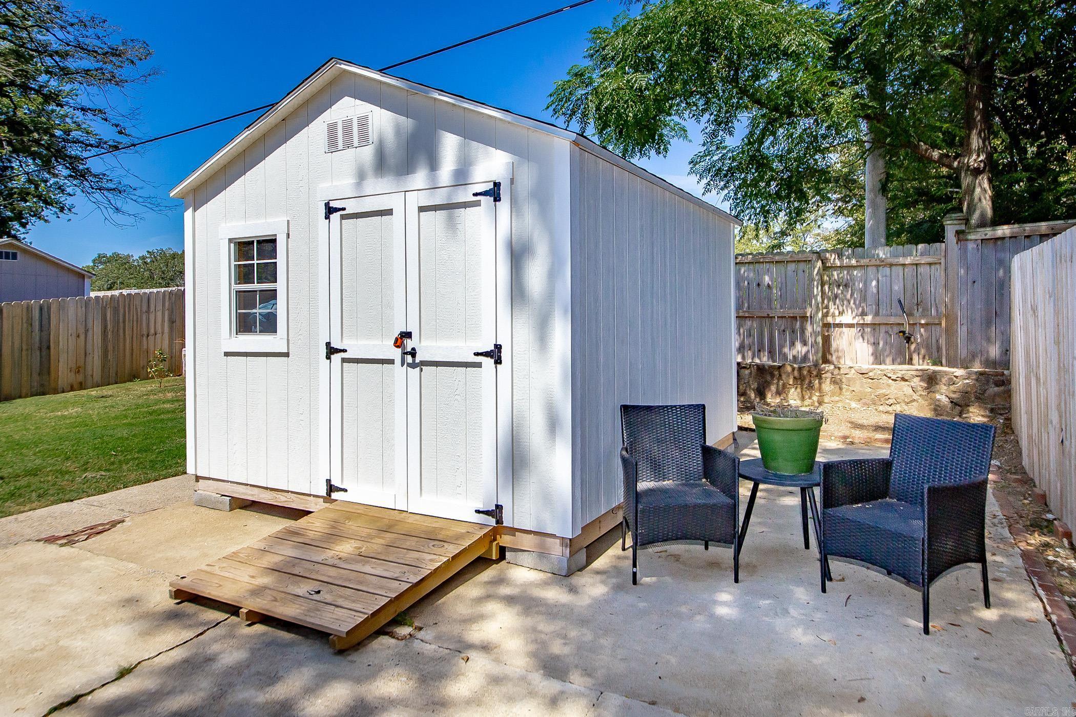225 E B Ave  North Little Rock, AR
