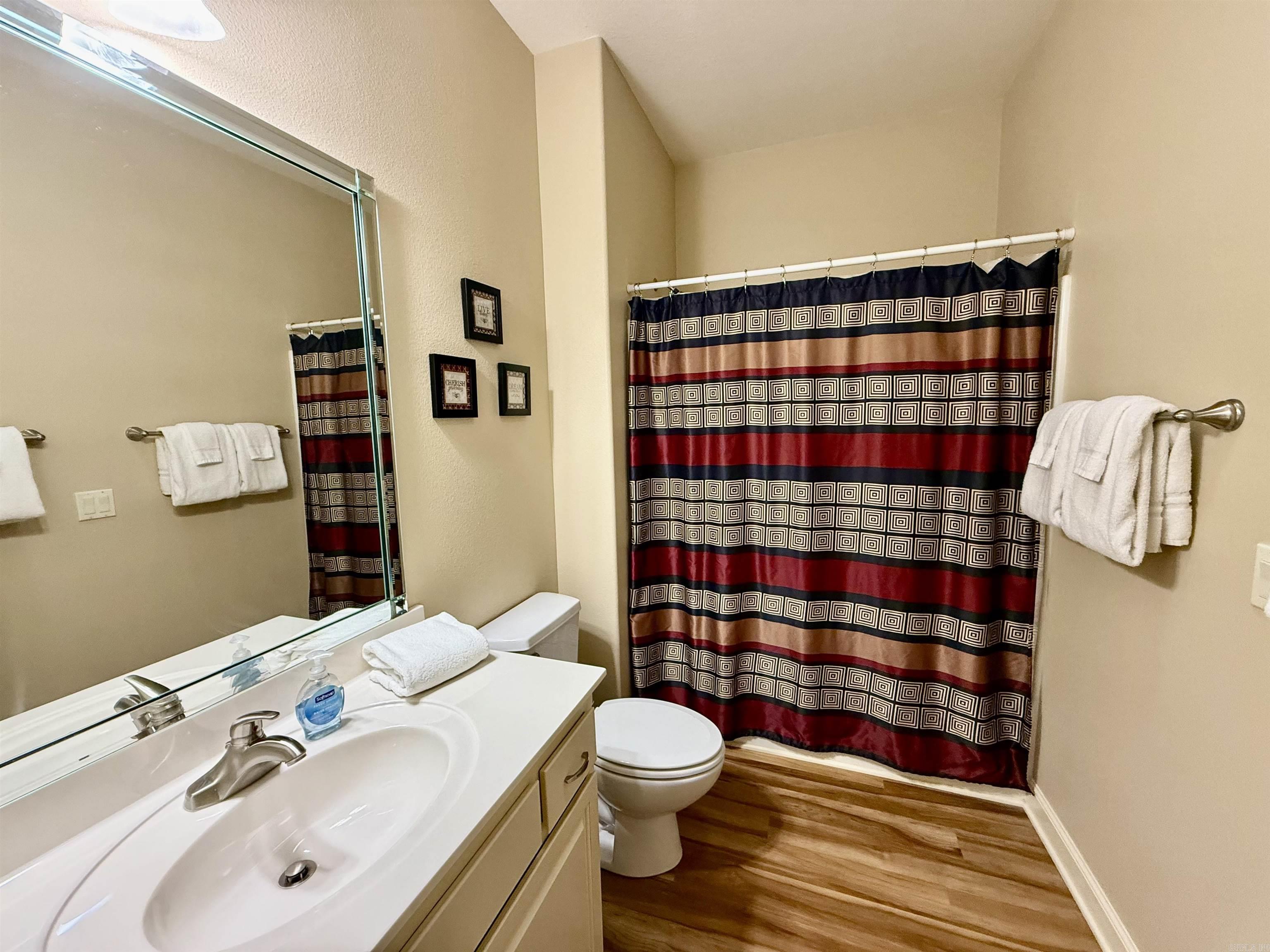 11 Zaragoza Way  Hot Springs Village, AR
