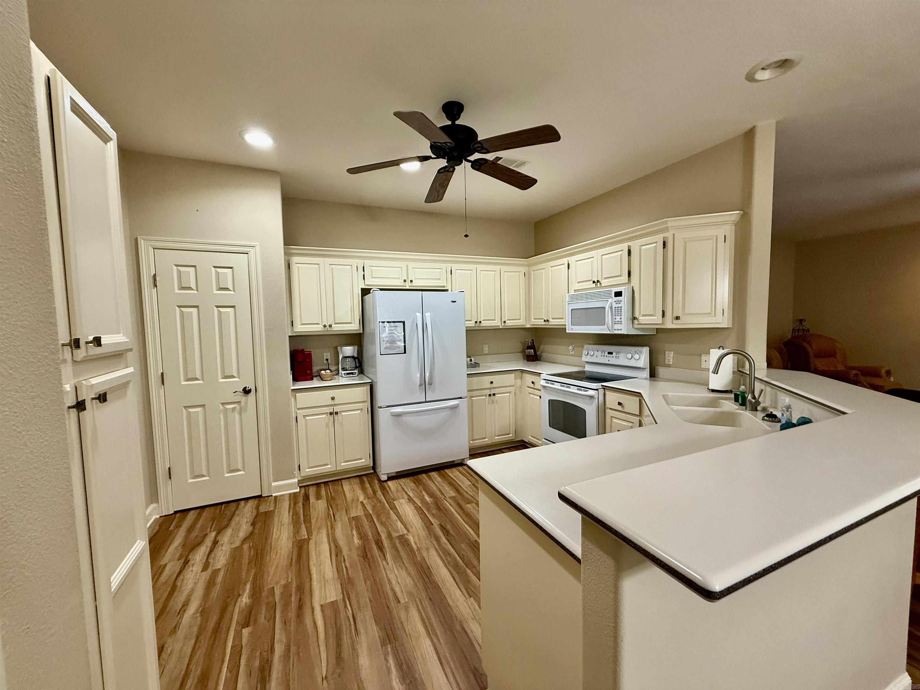 11 Zaragoza Way  Hot Springs Village, AR