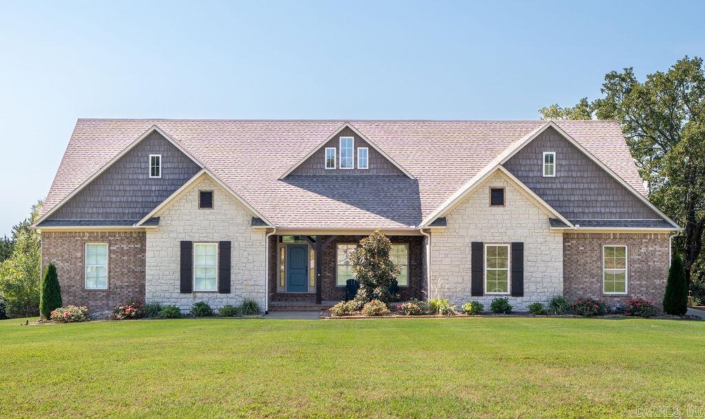 4 Woodridge Drive