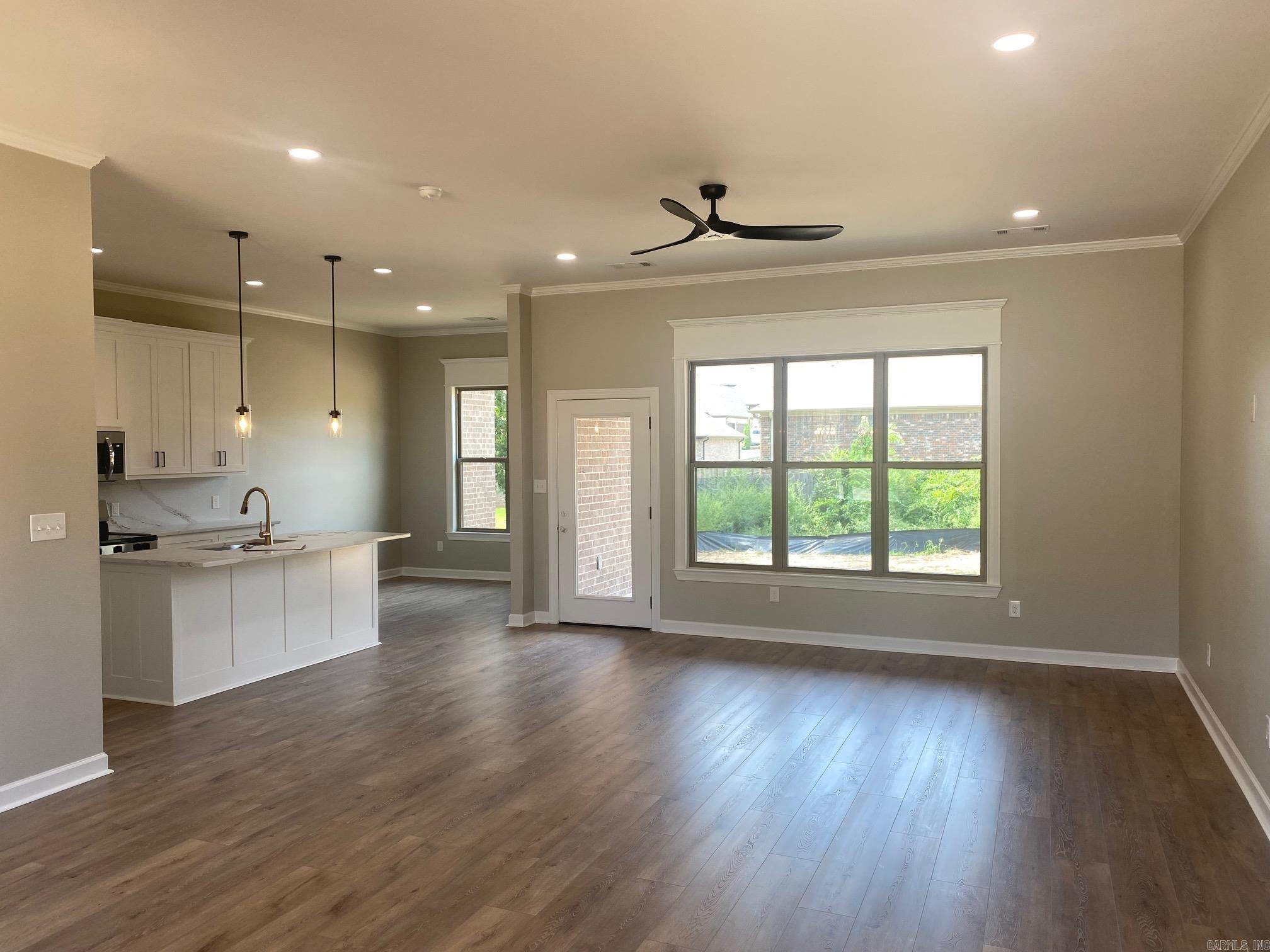 31 Hum  Sherwood, AR