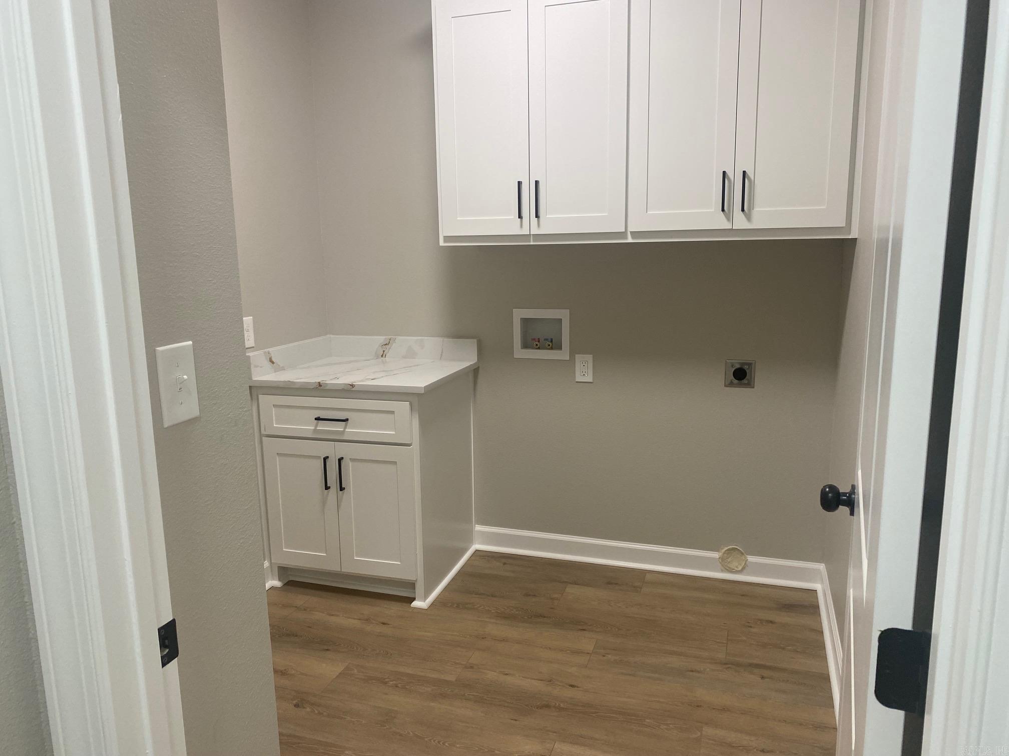 31 Hum  Sherwood, AR