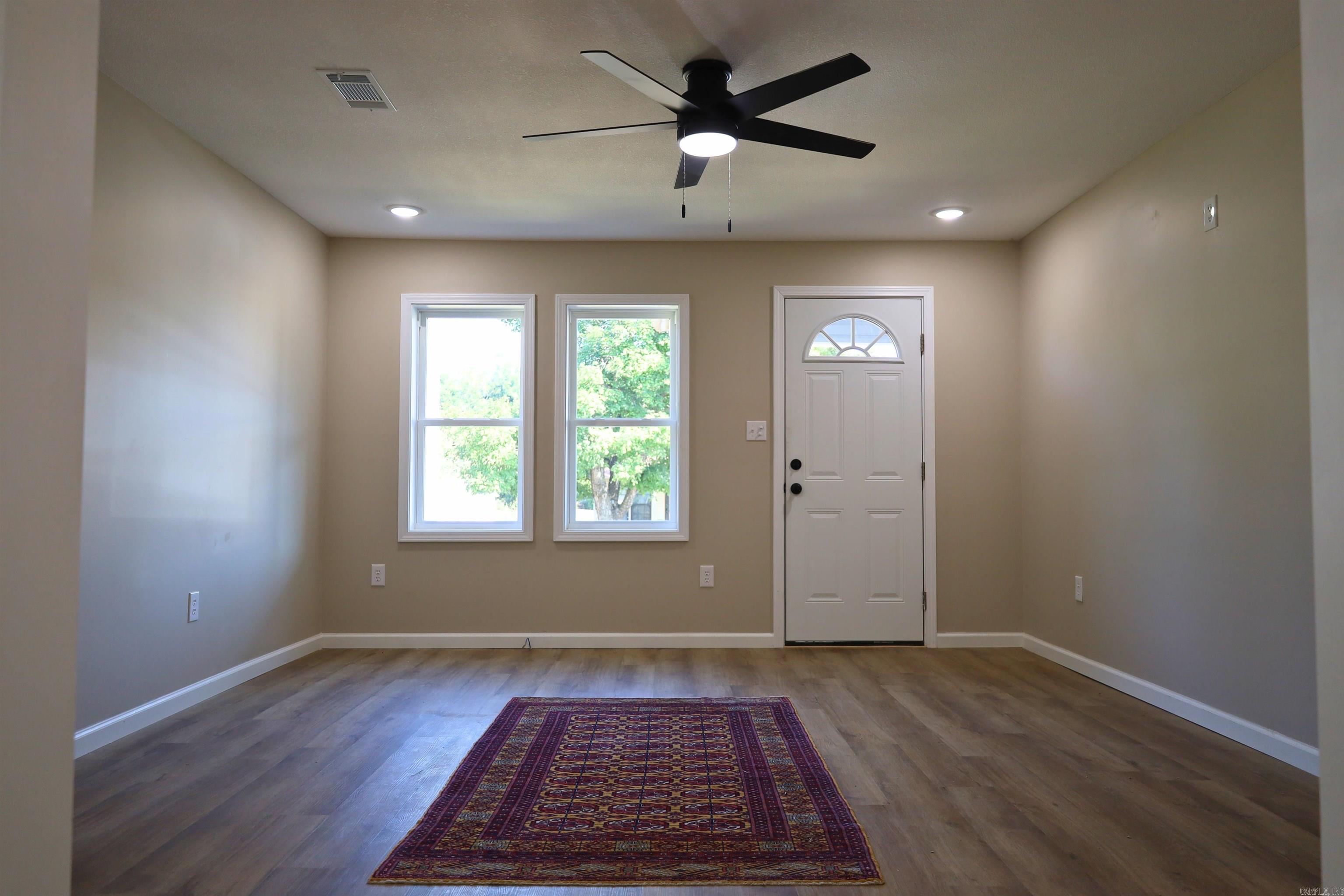 108 N 4th  Paragould, AR