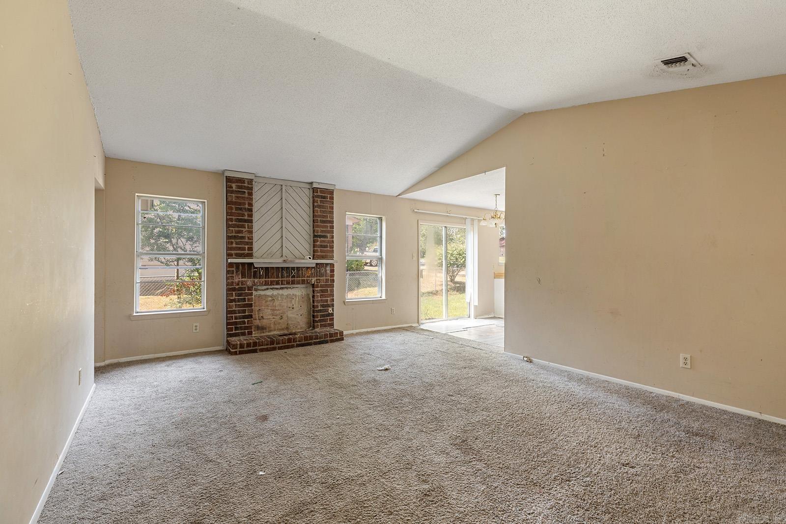 1704 Garfield Court Little Rock, AR 72204
