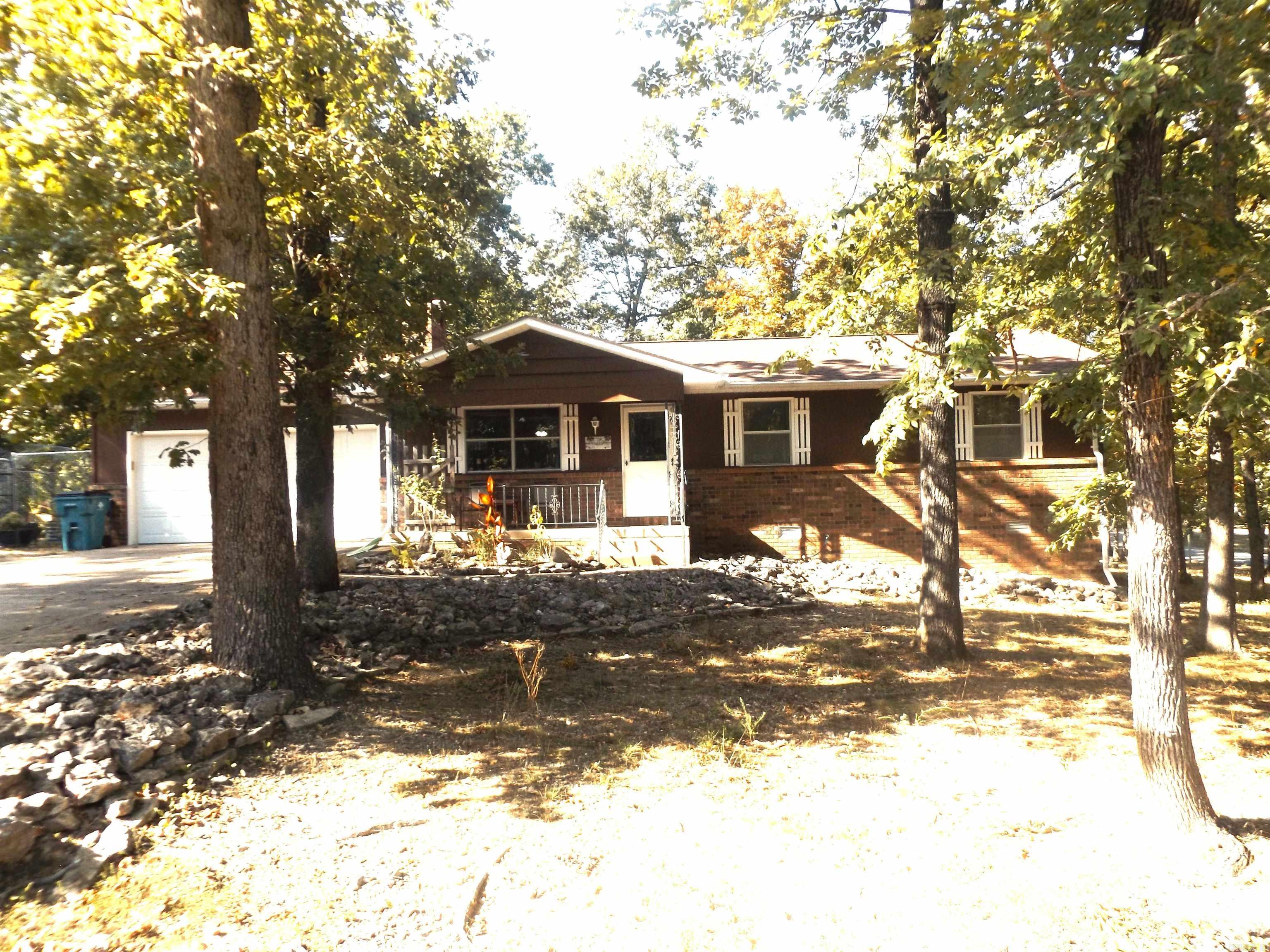 1602 Lakeshore  Bull Shoals, AR