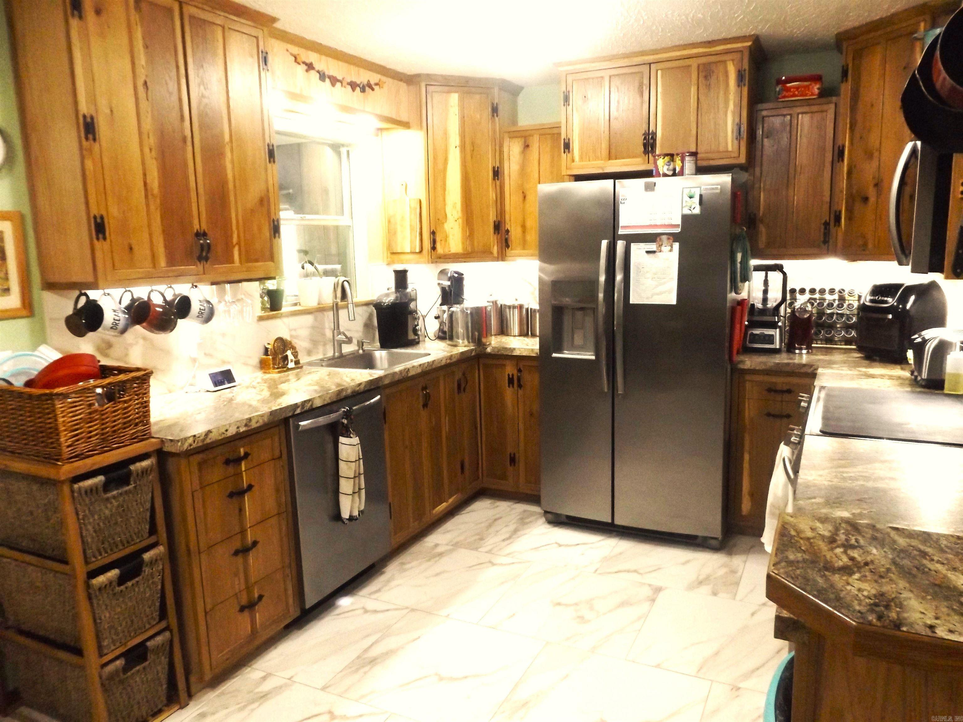 1602 Lakeshore  Bull Shoals, AR