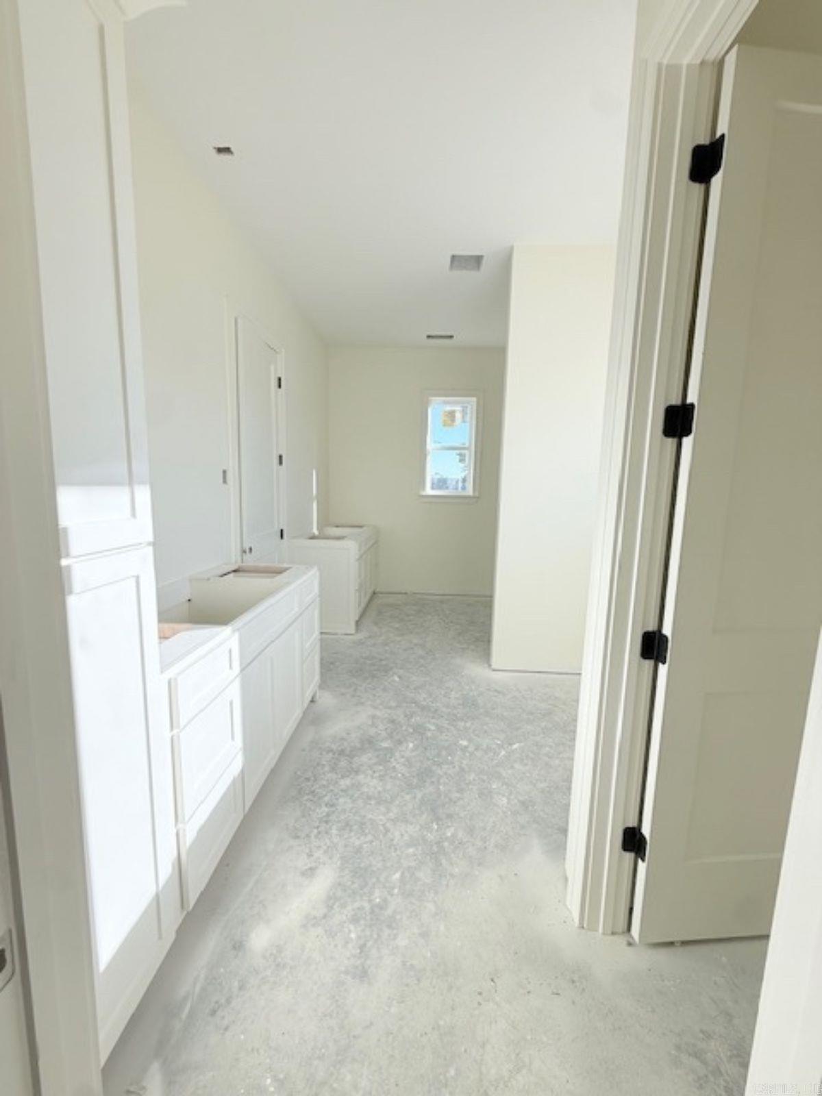 231 Post Point Hot Springs, AR 71913