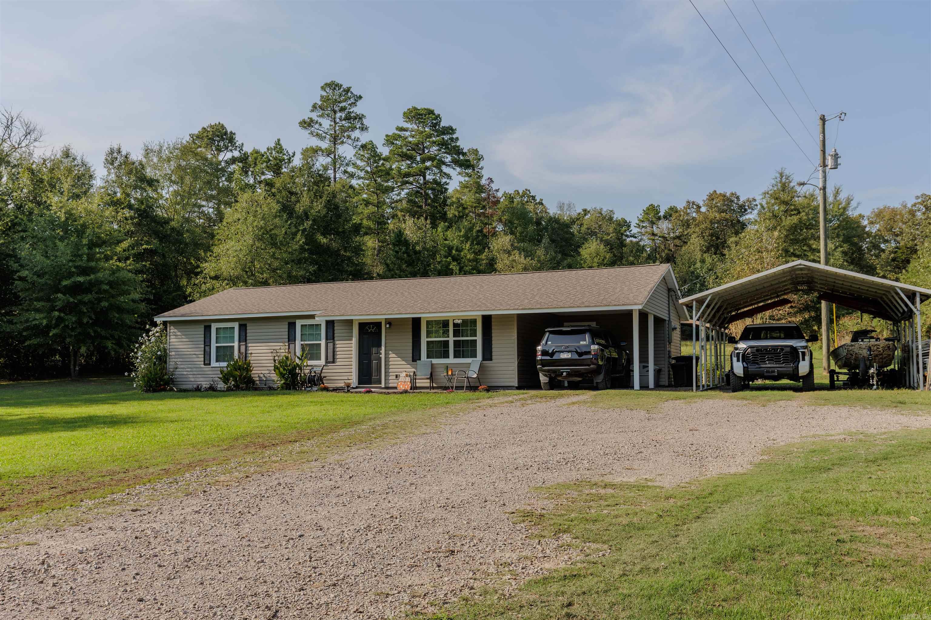 1894 Highway 60 E  Houston, AR