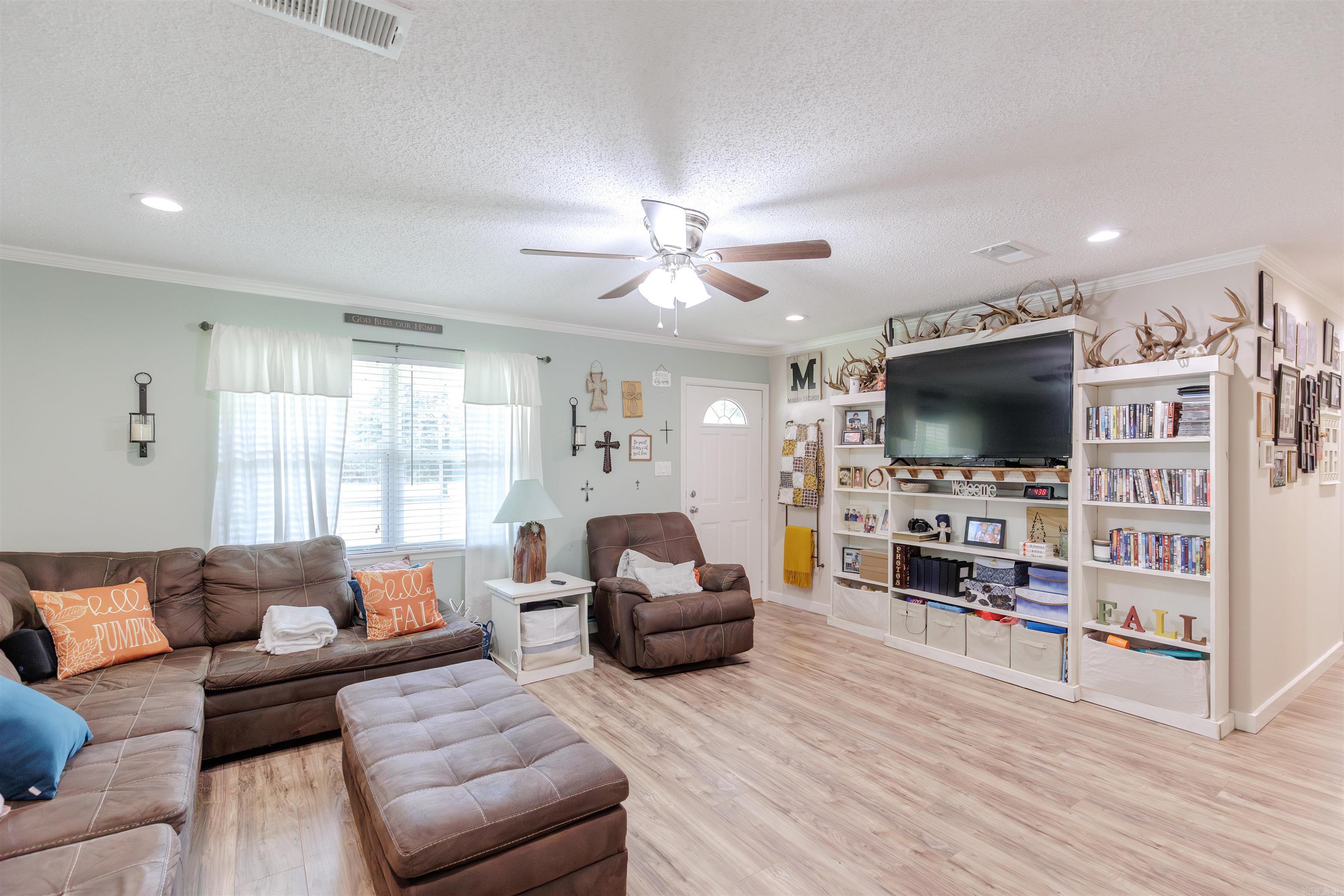 1894 Highway 60 E  Houston, AR