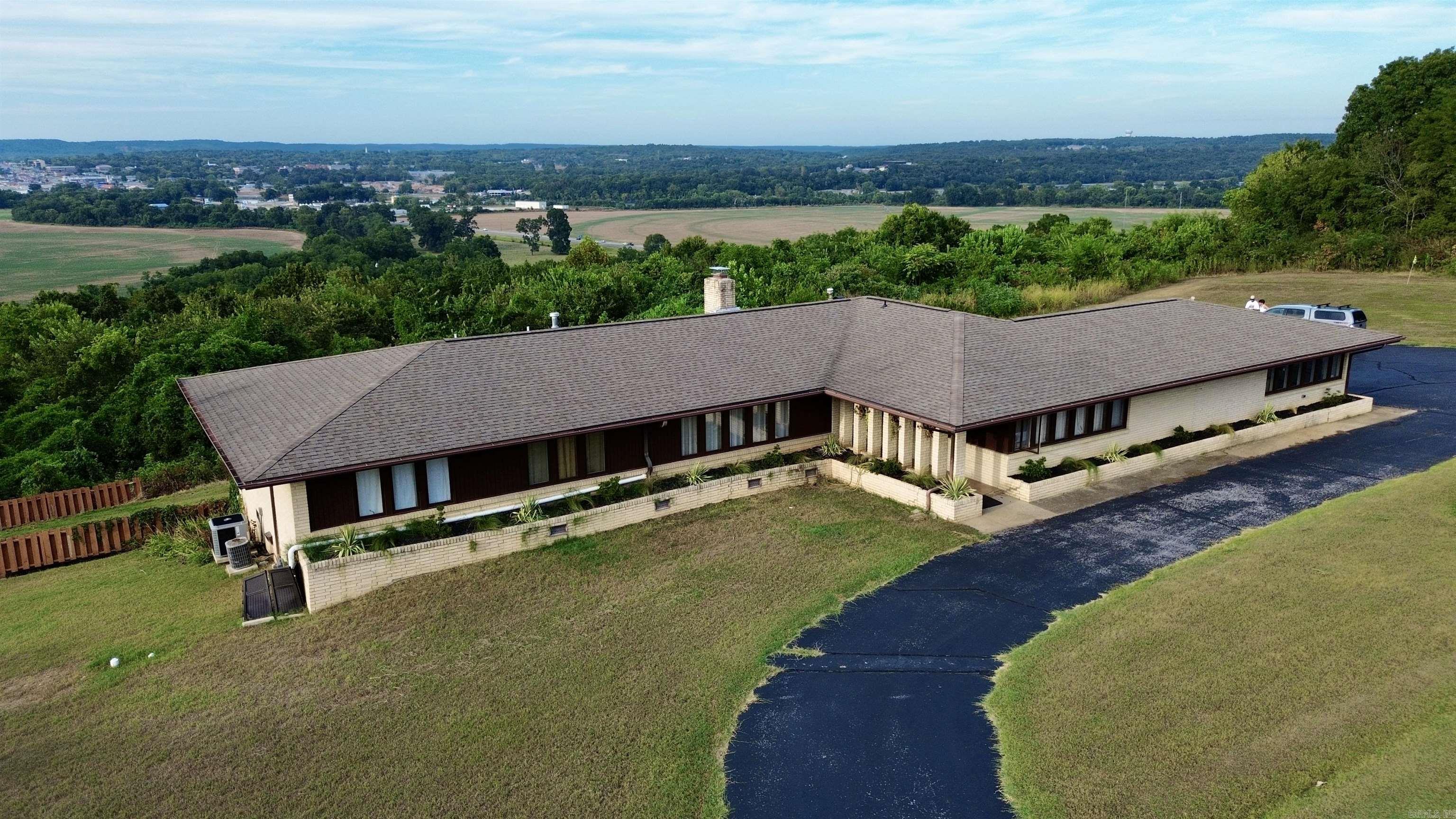 37 Chamblee  Southside, AR