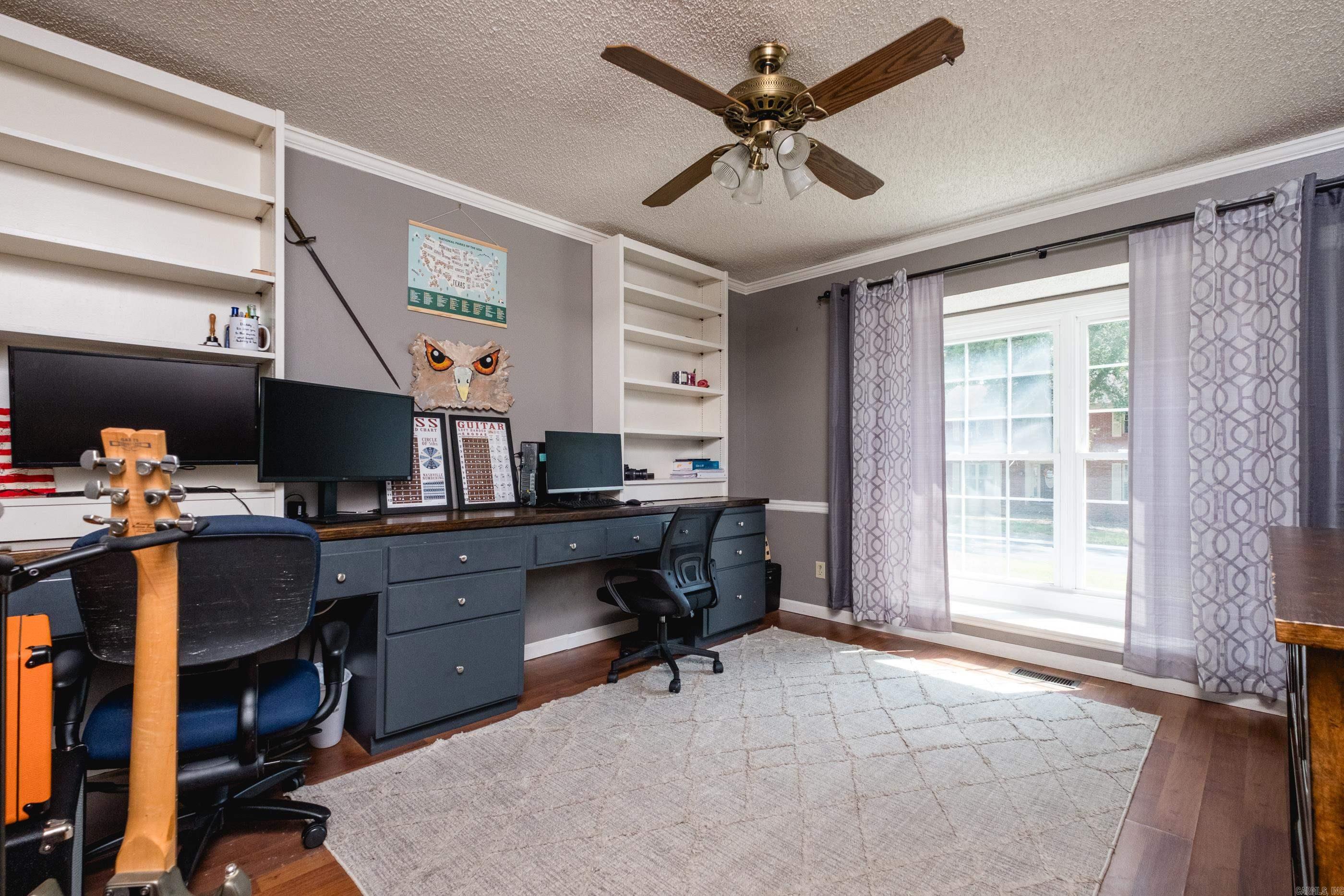10 Campden Hill Road  Sherwood, AR