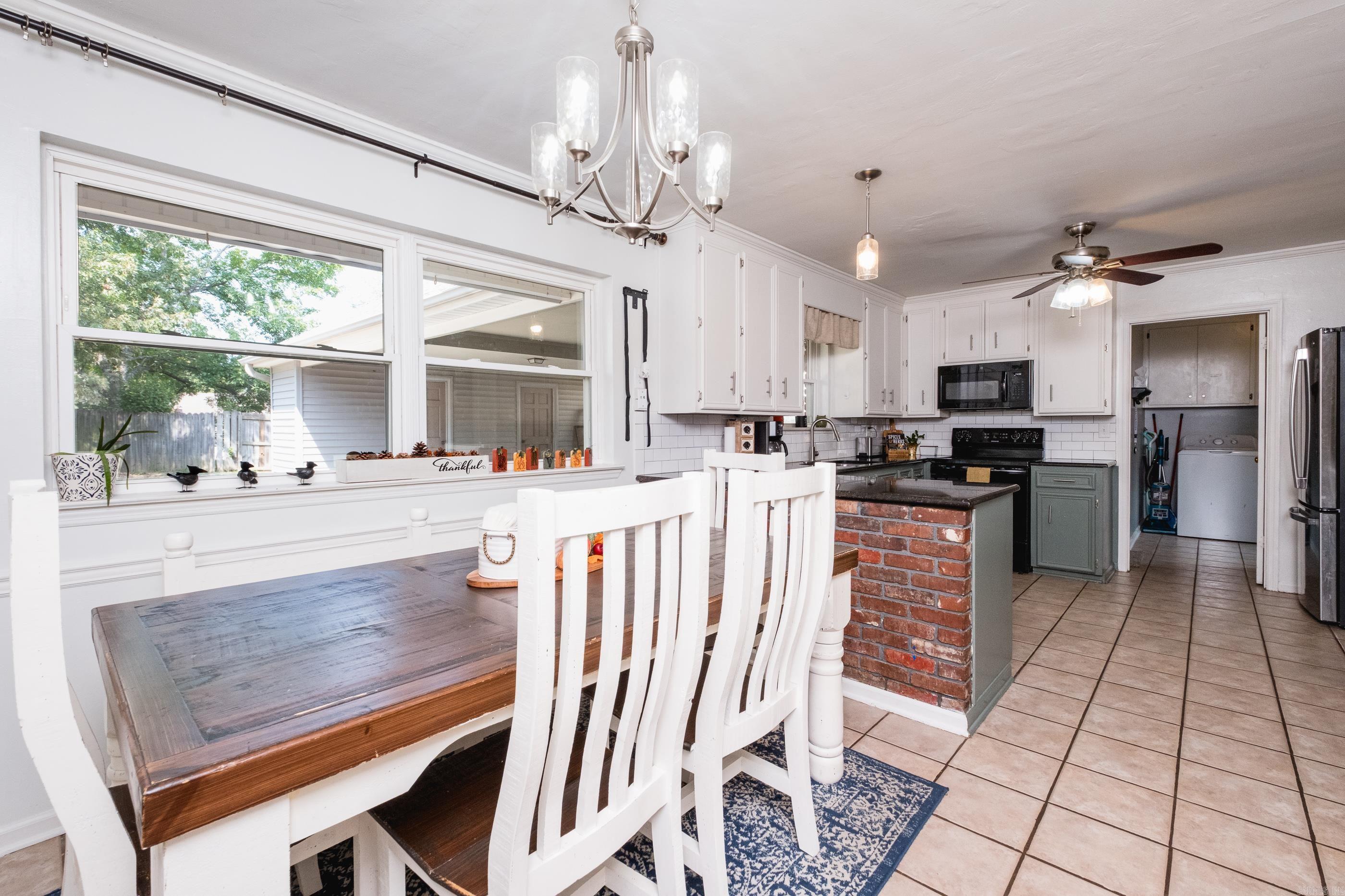 10 Campden Hill Road  Sherwood, AR