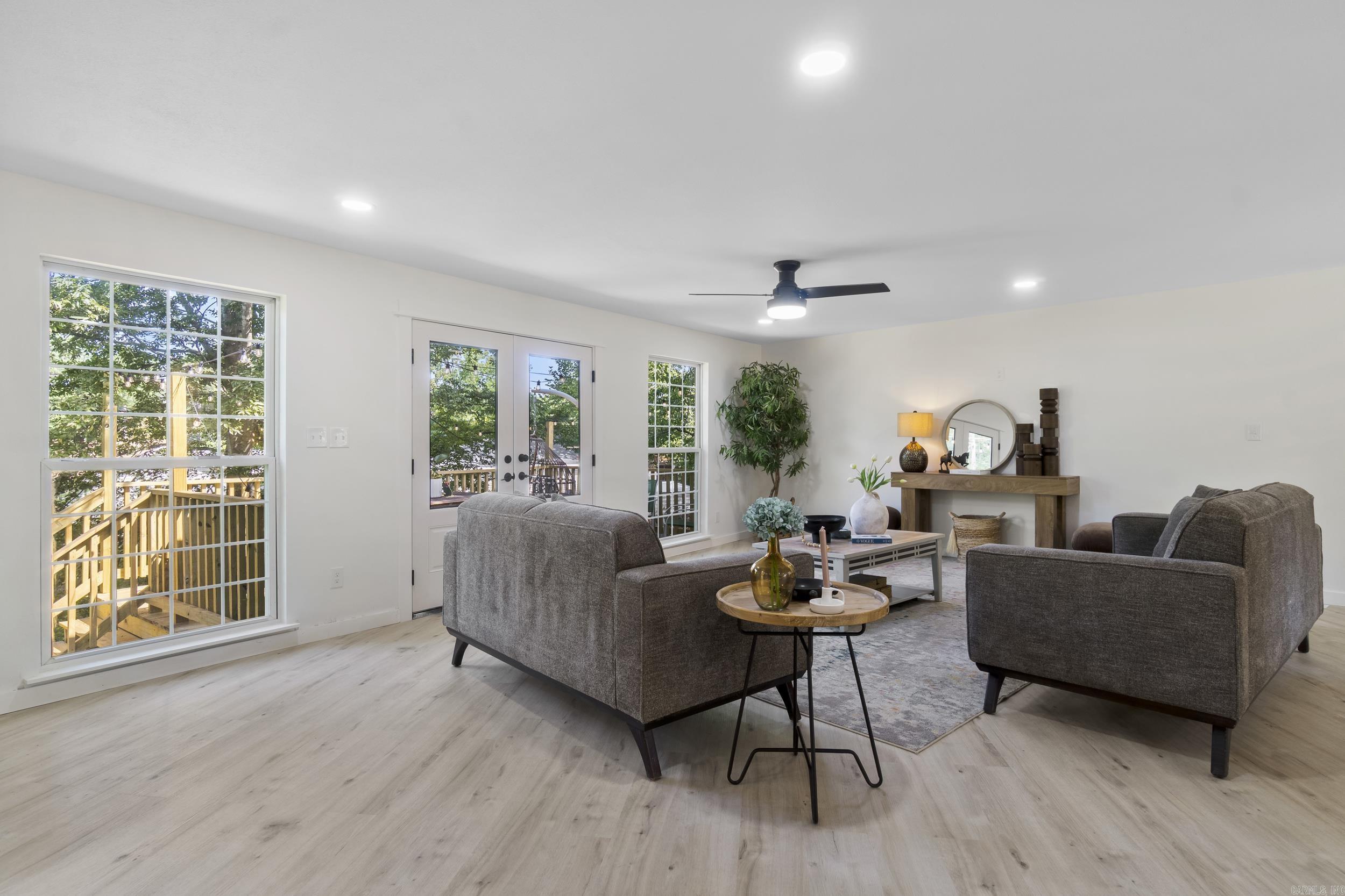 9320 Cloverhill  Little Rock, AR