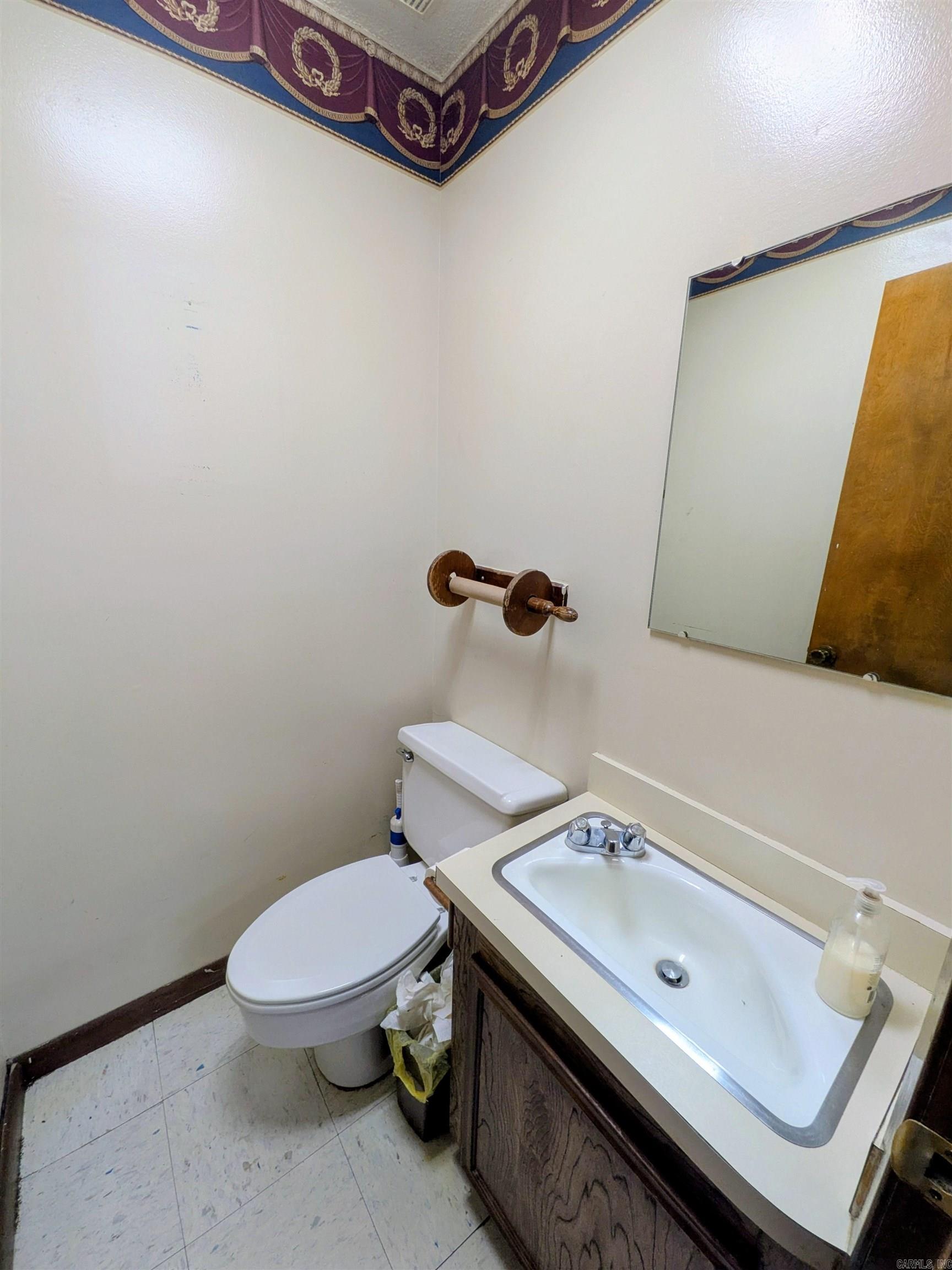 1275 Cash Road  Camden, AR