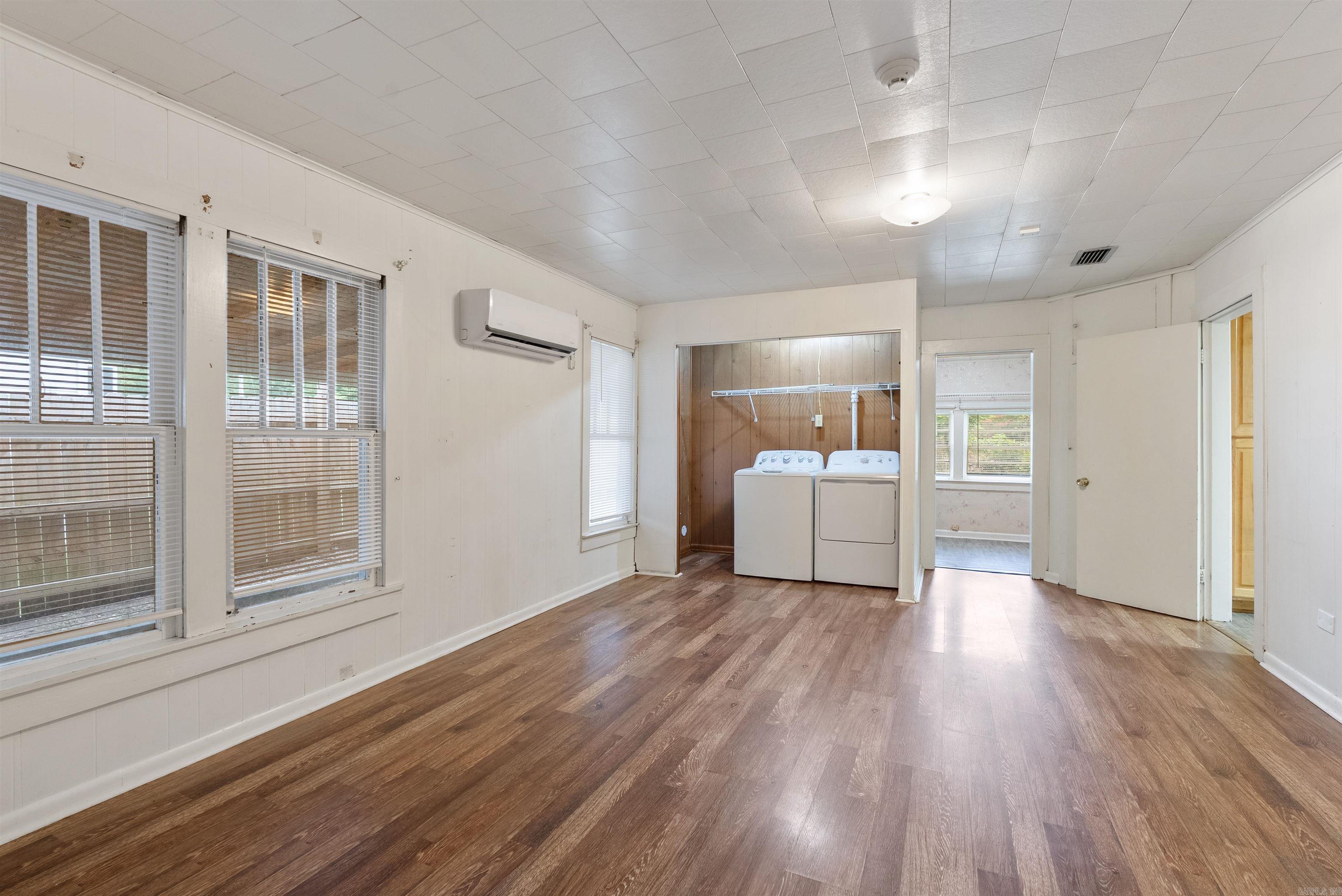 609 W Highland  Malvern, AR