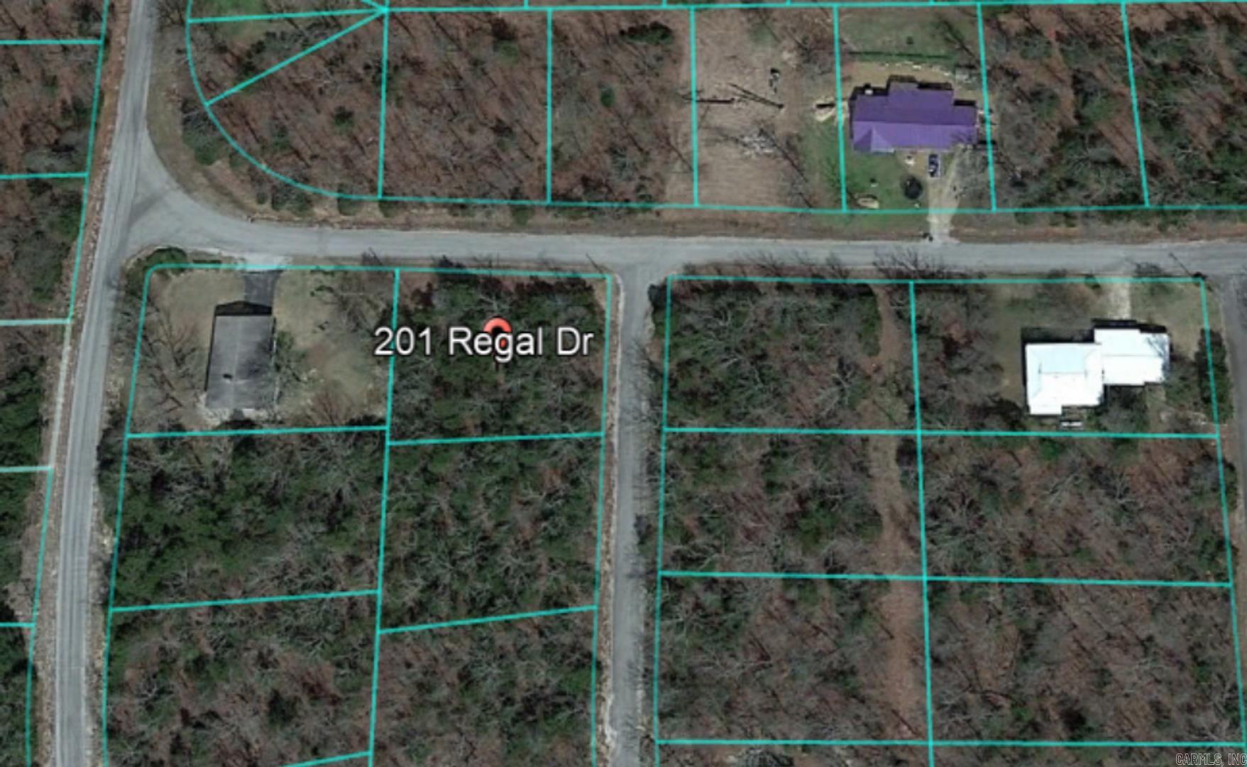 201 Regal Ln  Horseshoe Bend, AR