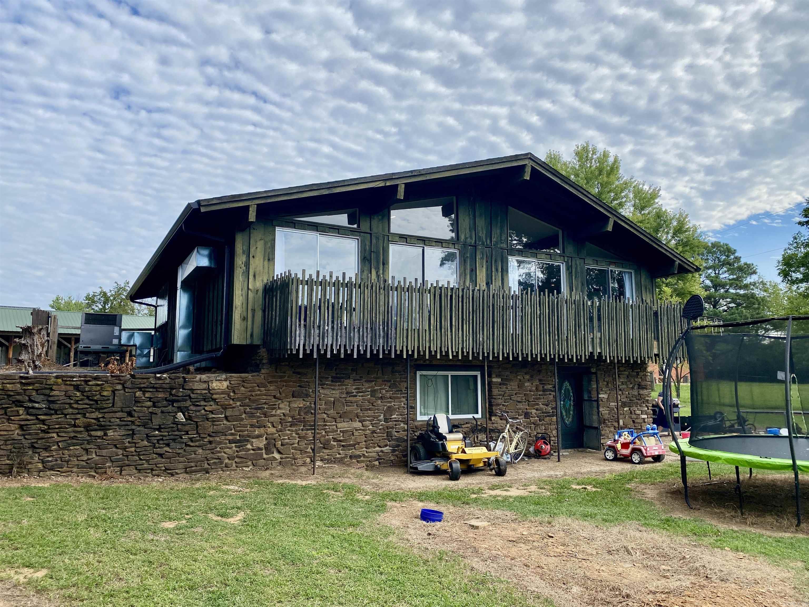 3033 Highway 21  Clarksville, AR