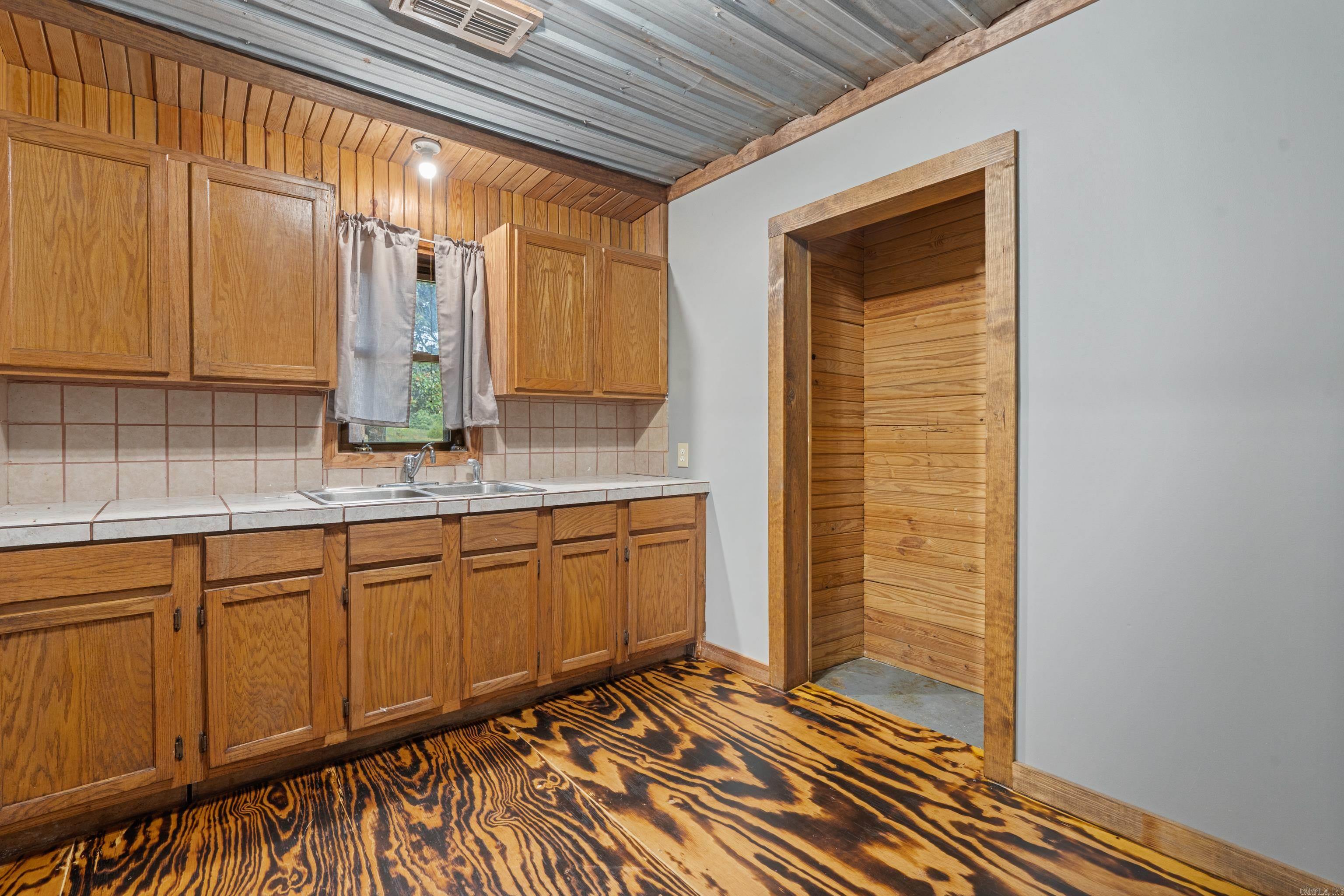 1328 W Highway 88 Oden, AR 71961