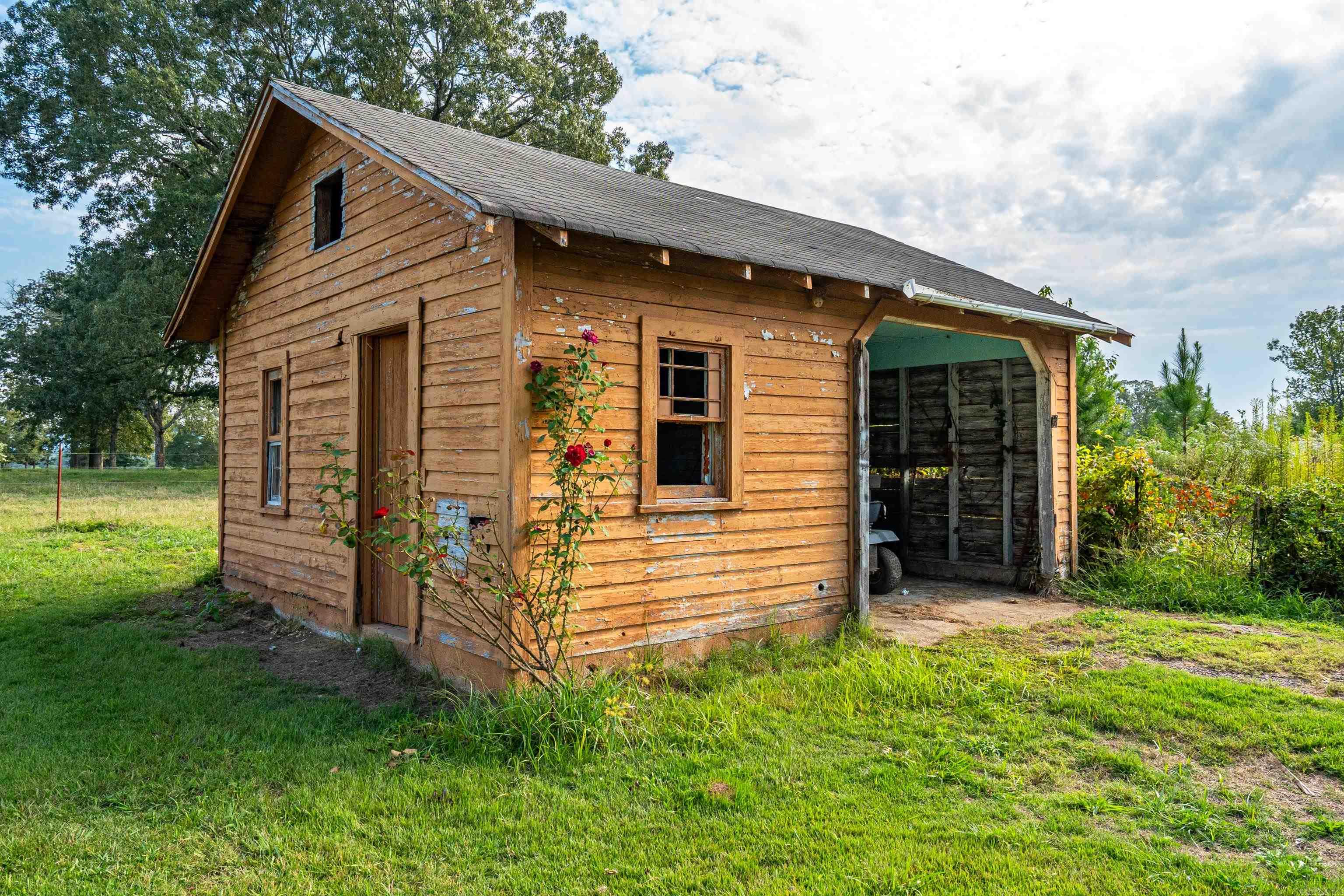 1328 W Highway 88 Oden, AR 71961