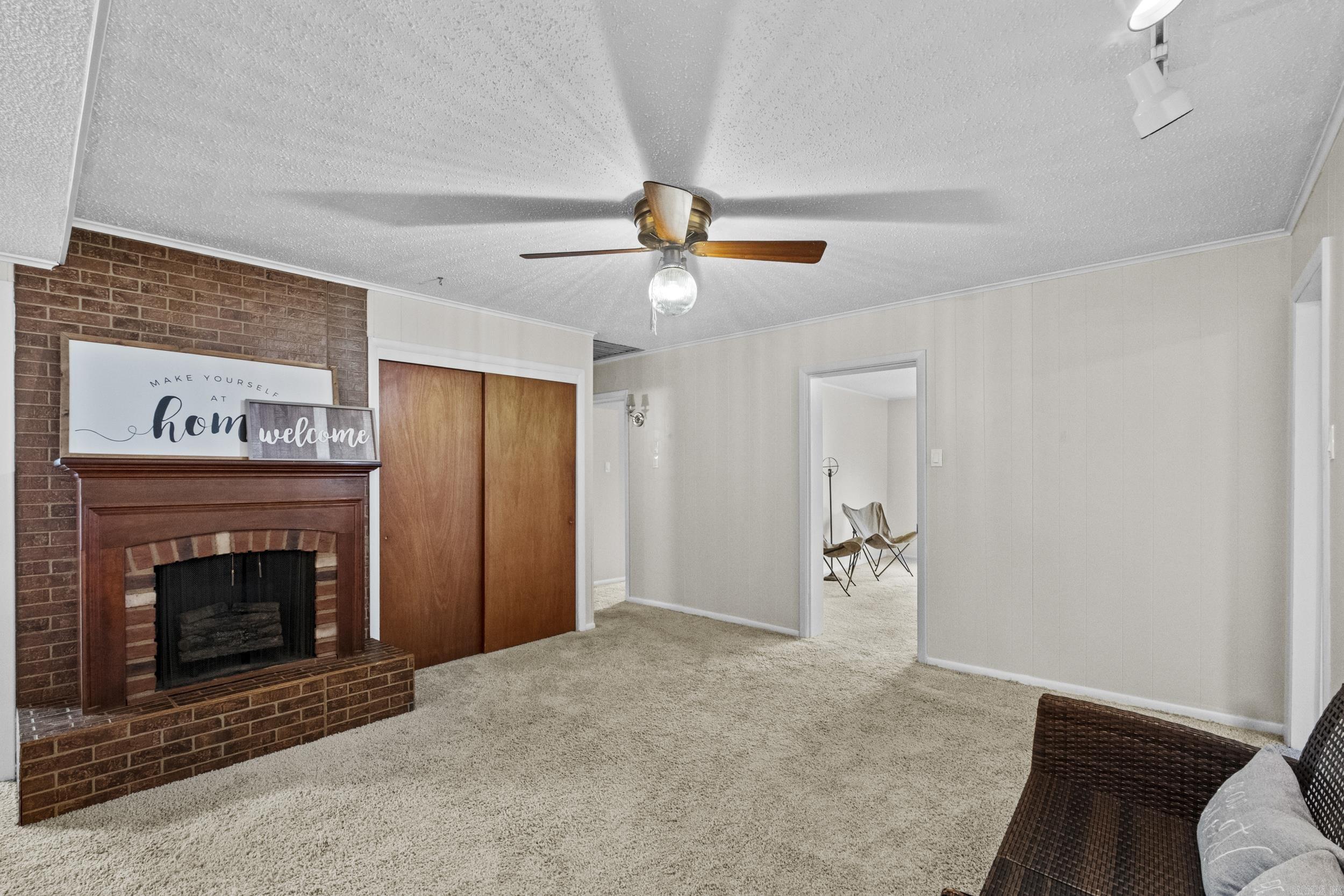 1926 E Lee  Sherwood, AR