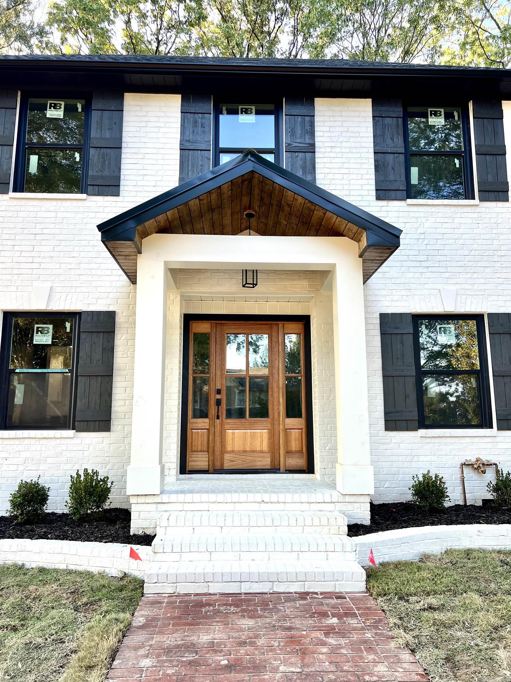 302 River Oaks  Searcy, AR