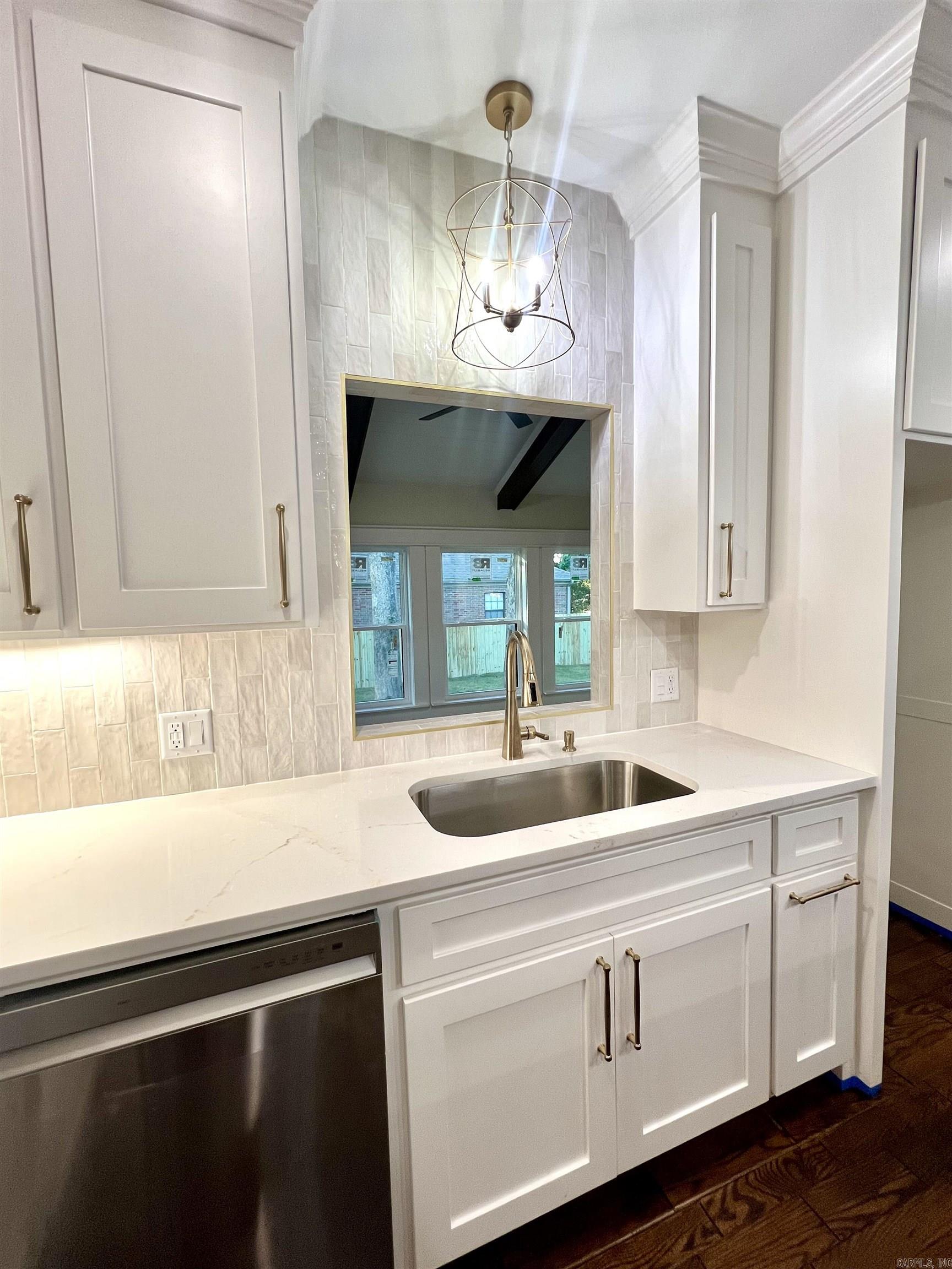 302 River Oaks  Searcy, AR