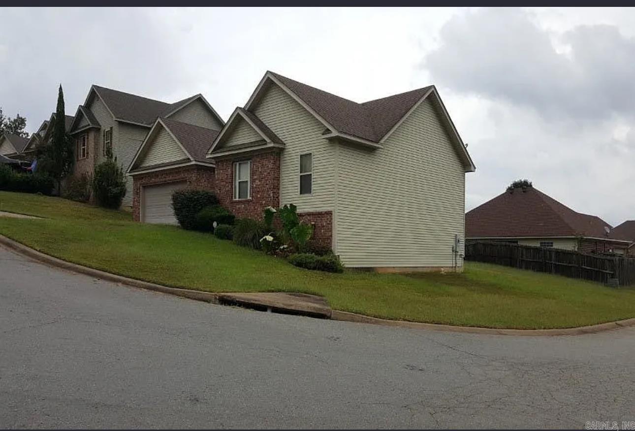 2000 Reagan Cove Alexander, AR 72002
