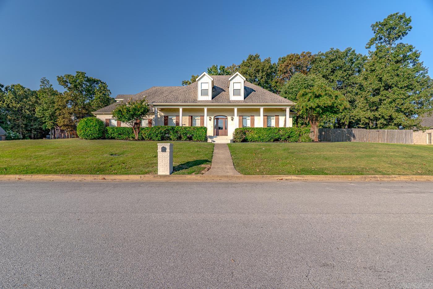 4405 Woodcrest Dr  Jonesboro, AR