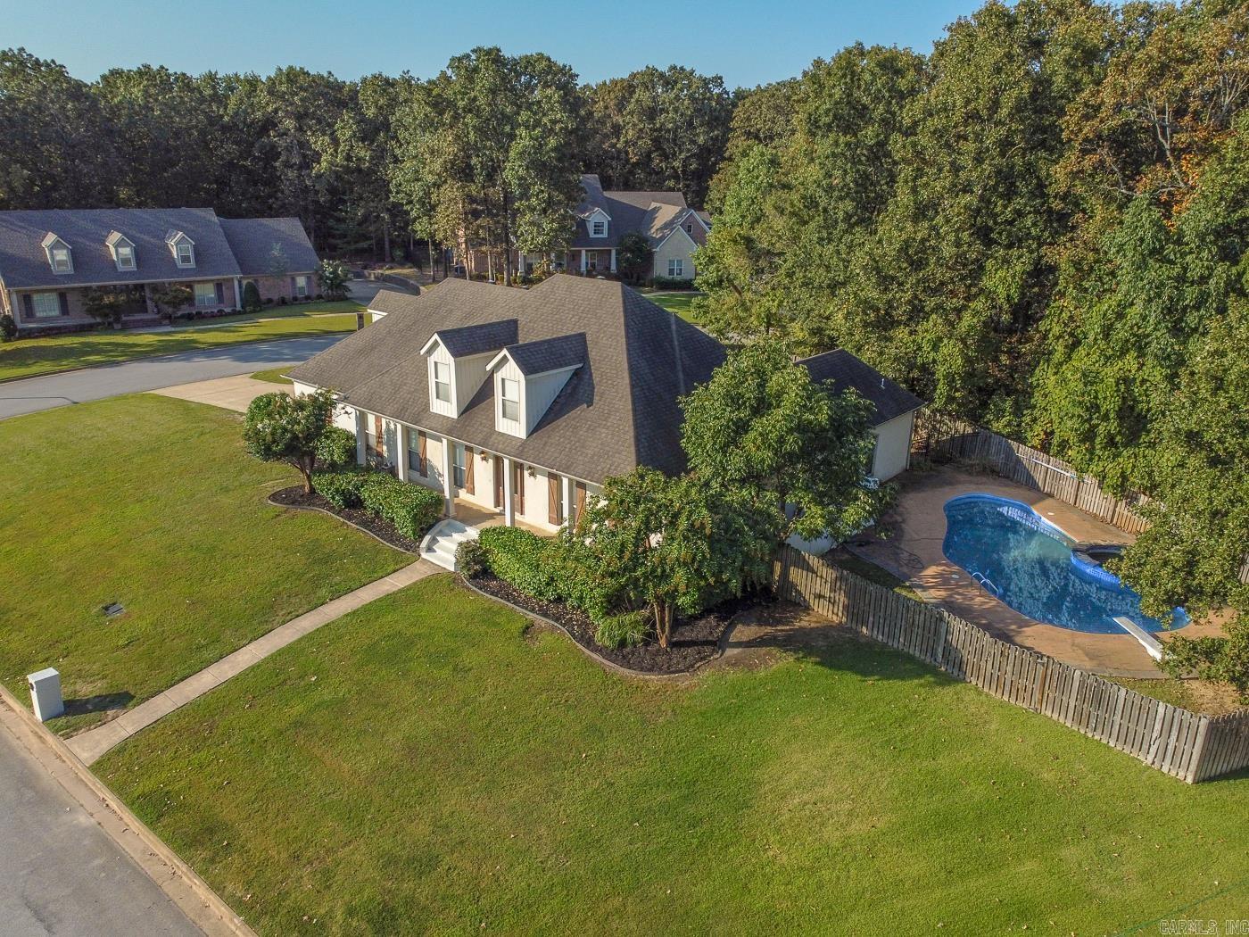 4405 Woodcrest Dr  Jonesboro, AR