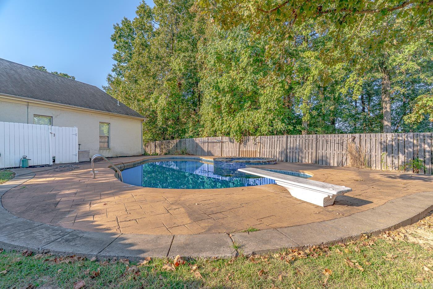 4405 Woodcrest Dr  Jonesboro, AR