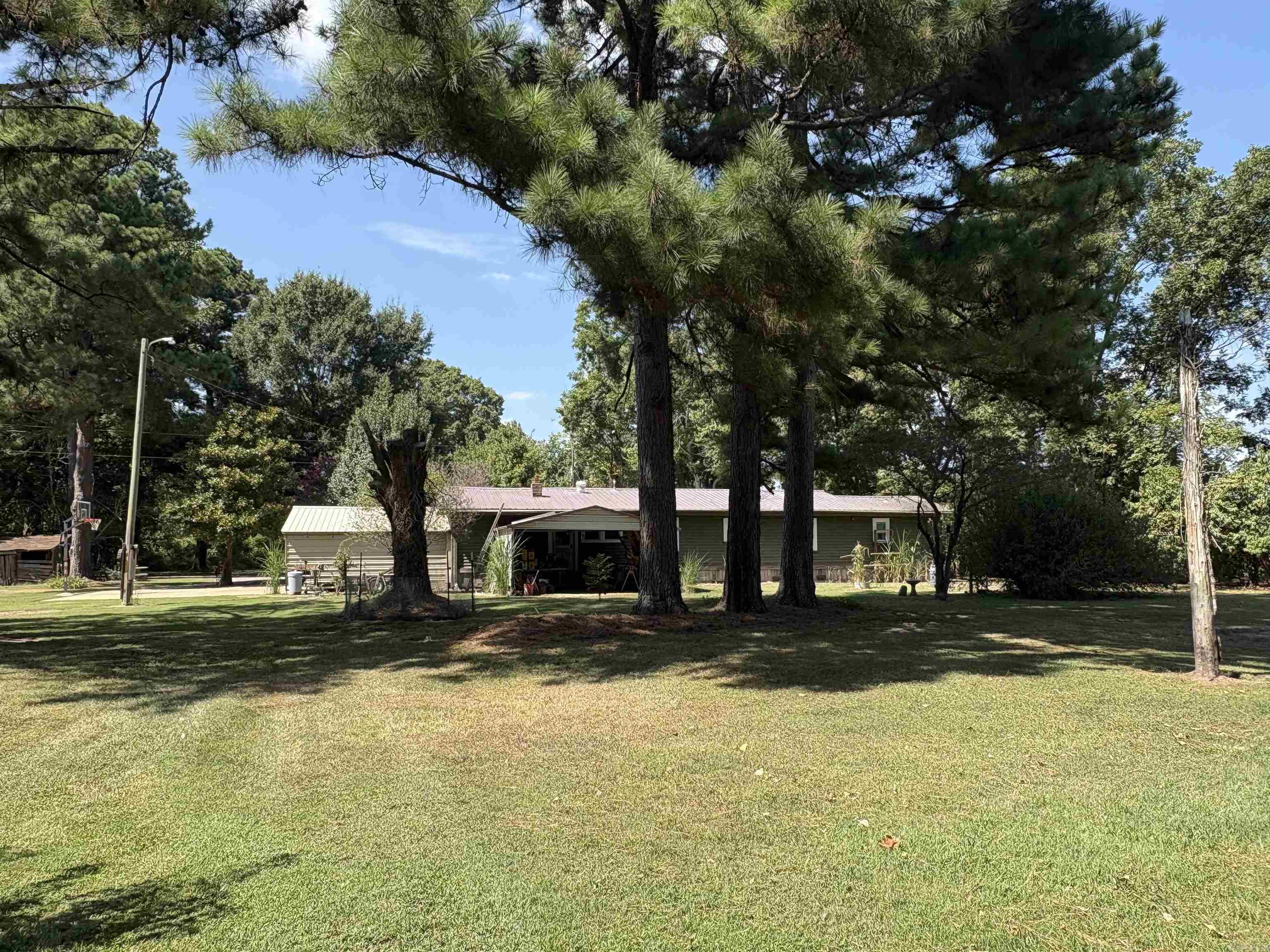 100 S Holman St  Brookland, AR