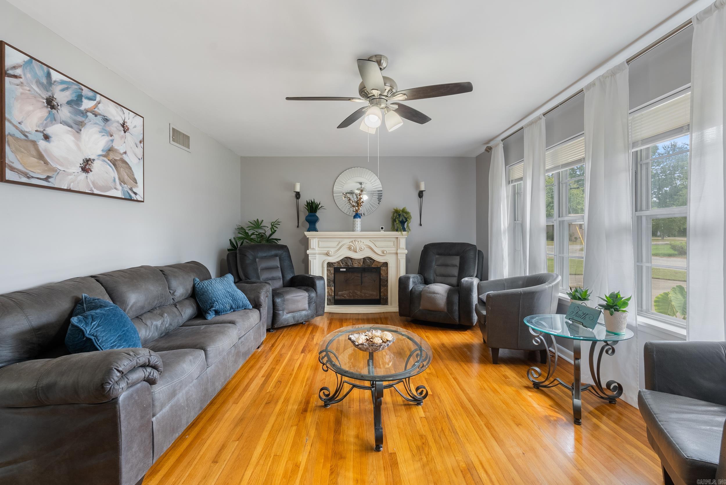 508 W Saline  Benton, AR