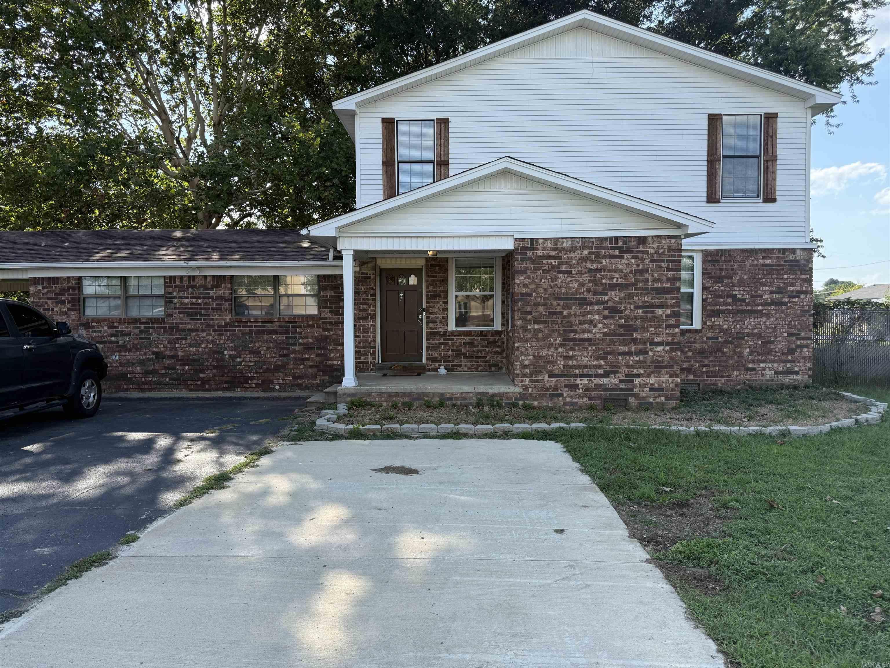 505 Country Club  Searcy, AR
