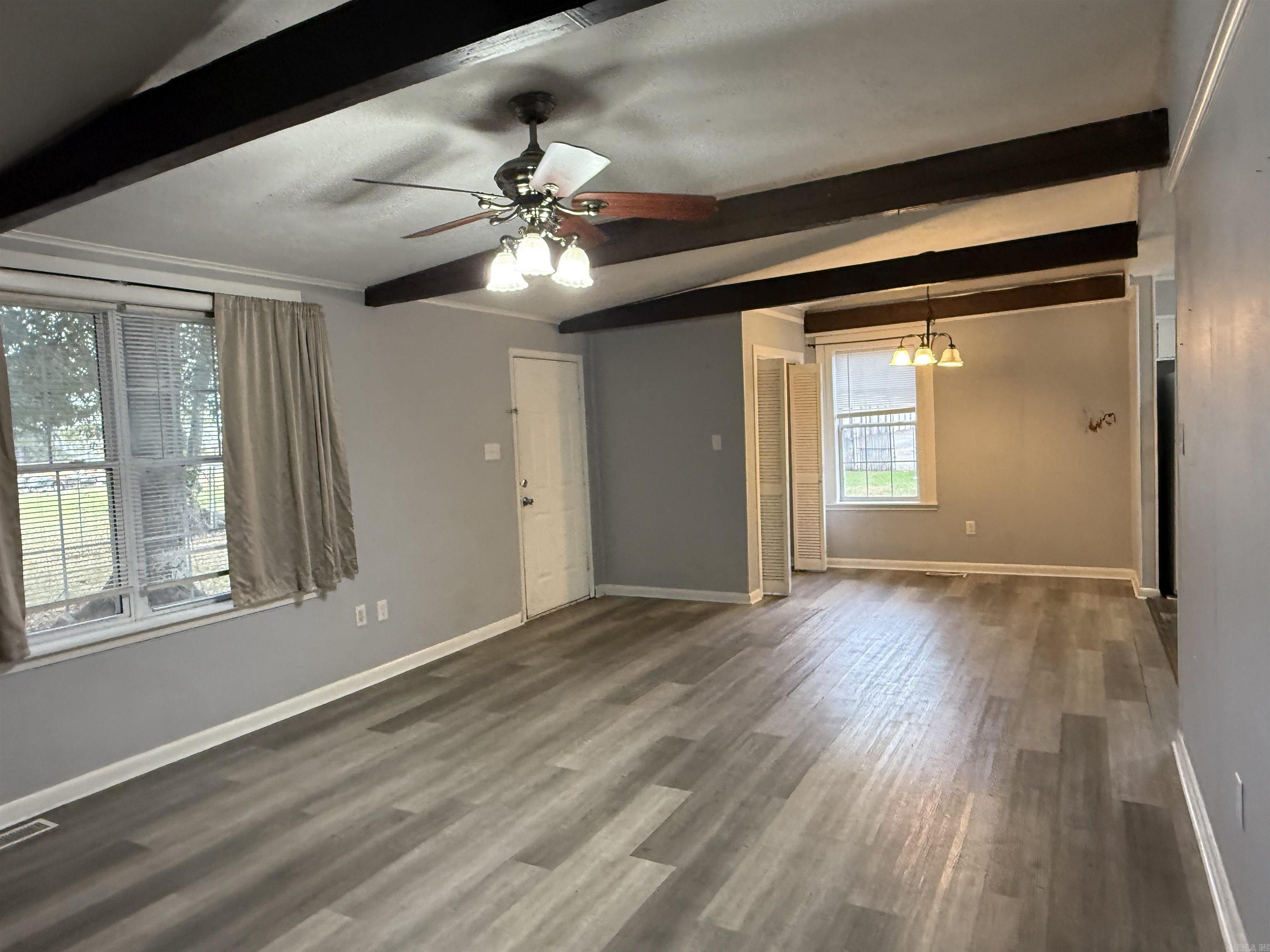 505 Country Club  Searcy, AR