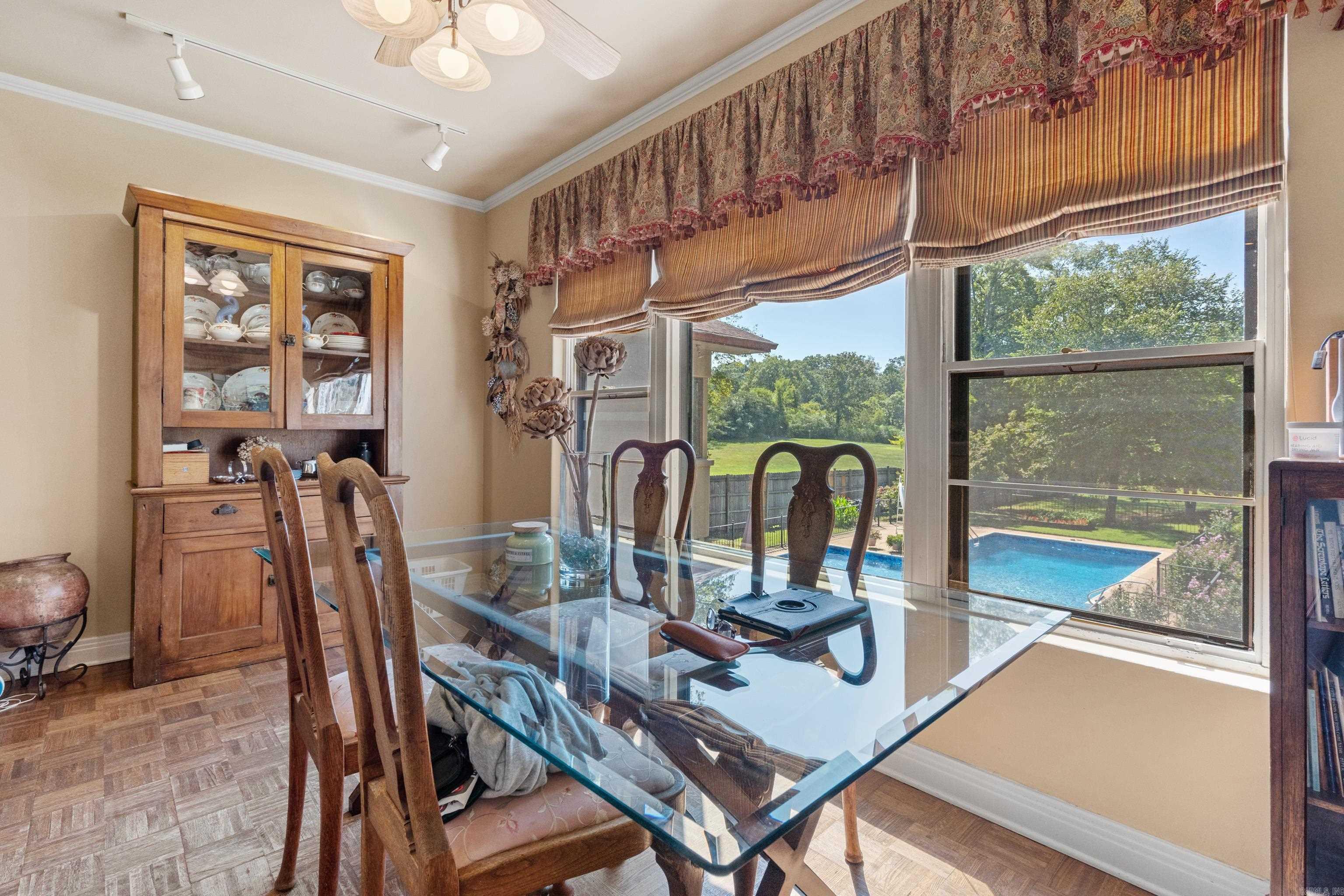 2724 Malvern  Hot Springs, AR