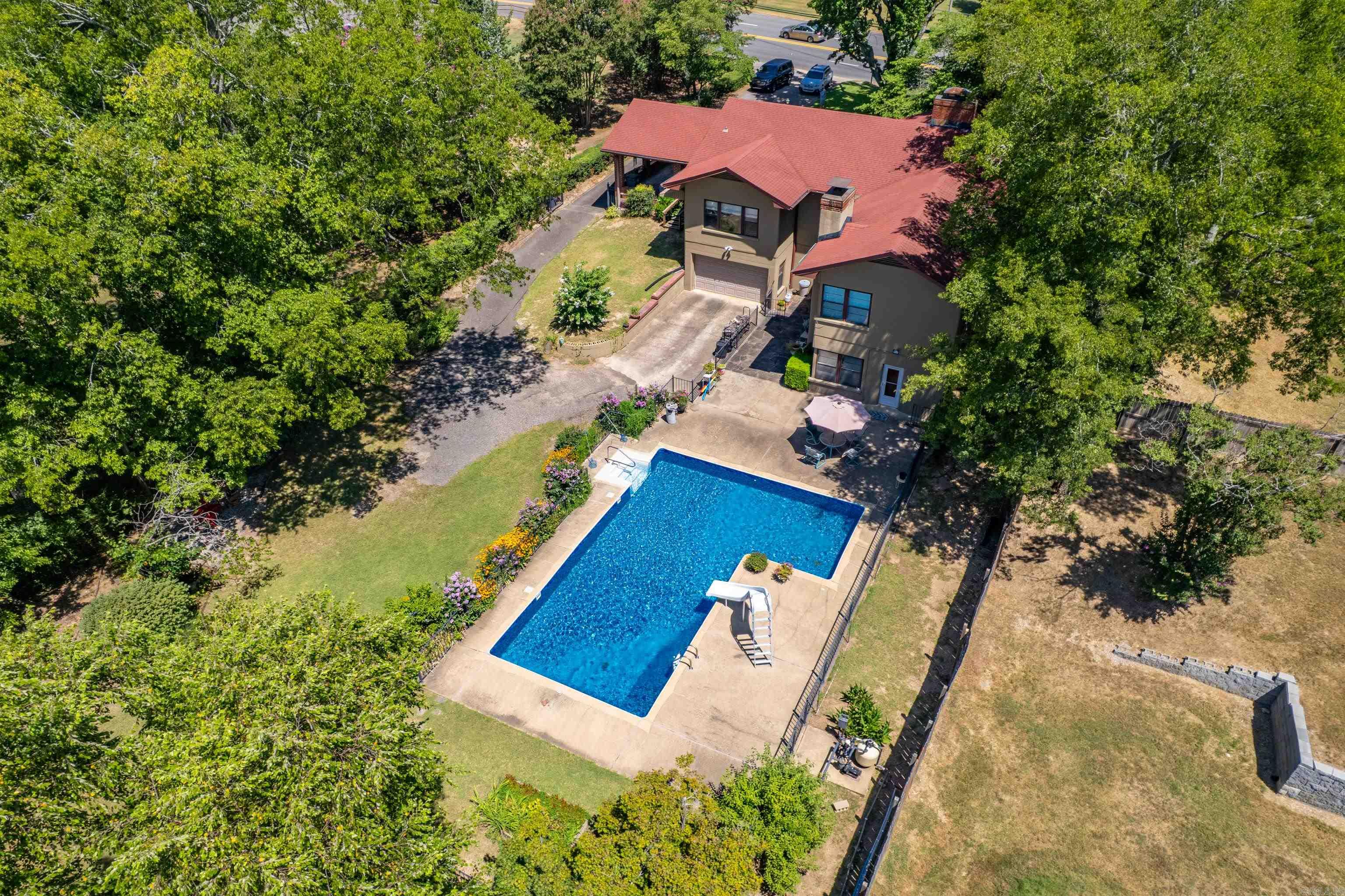 2724 Malvern  Hot Springs, AR