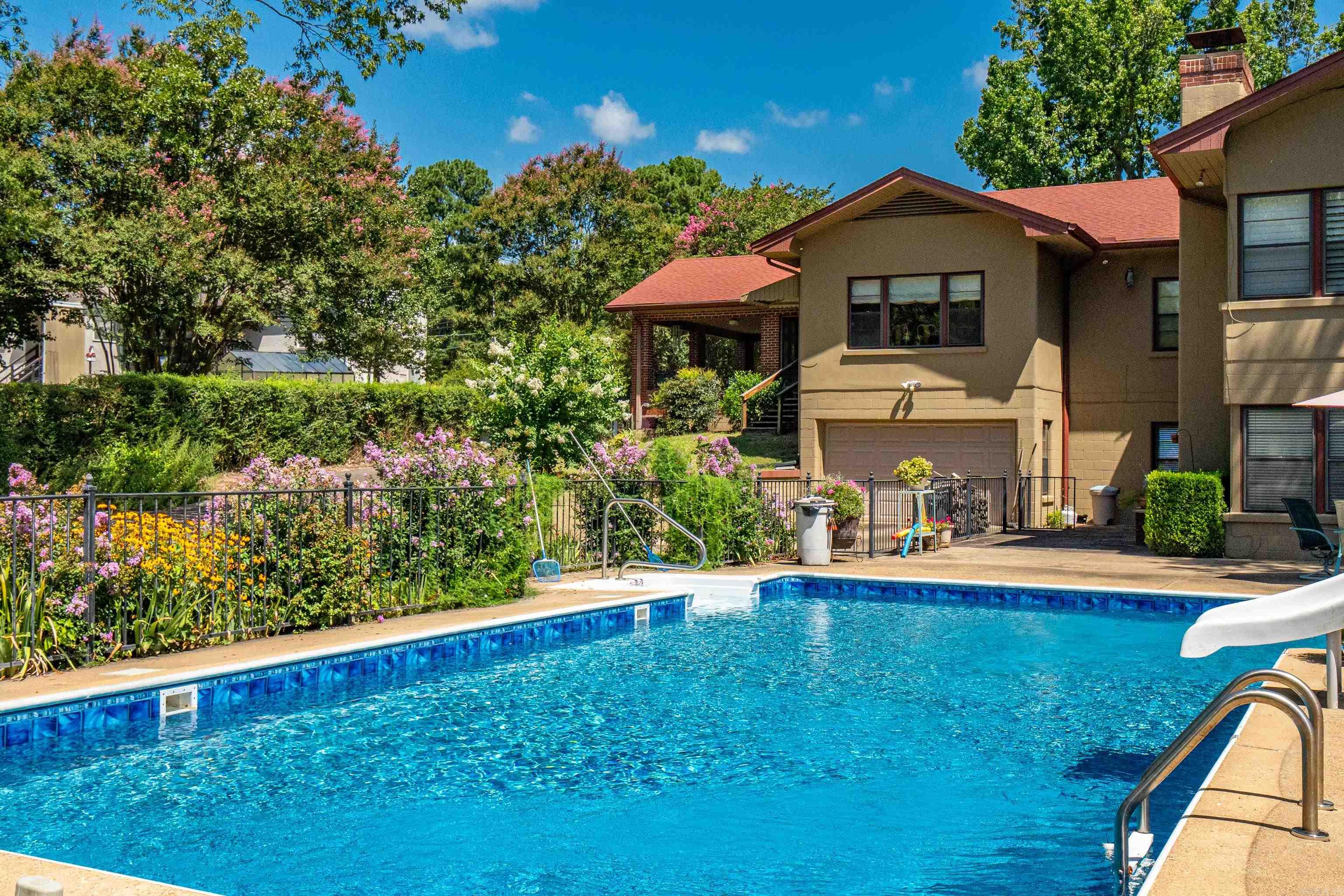 2724 Malvern  Hot Springs, AR