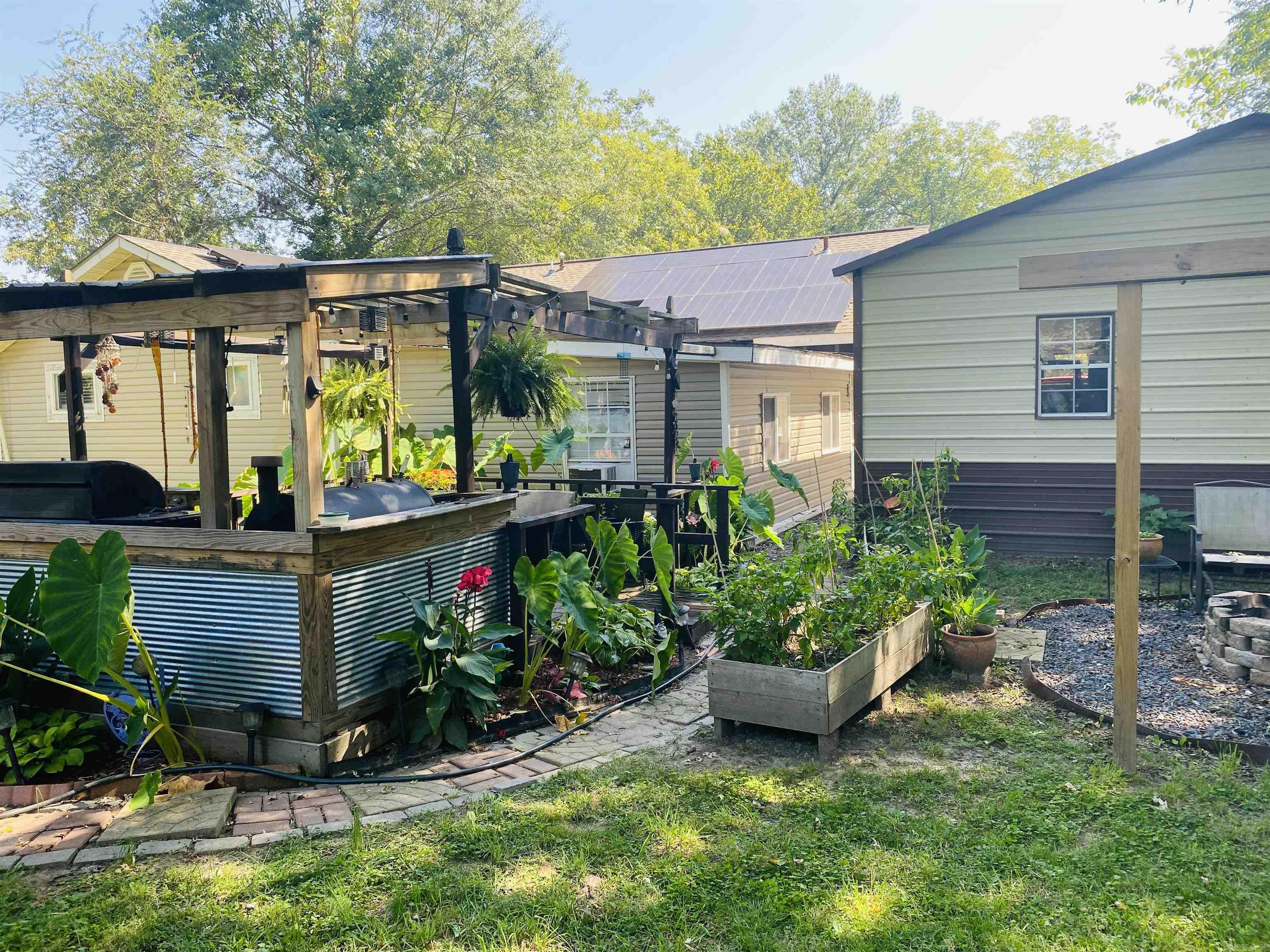 207 Polk Street S  Mena, AR