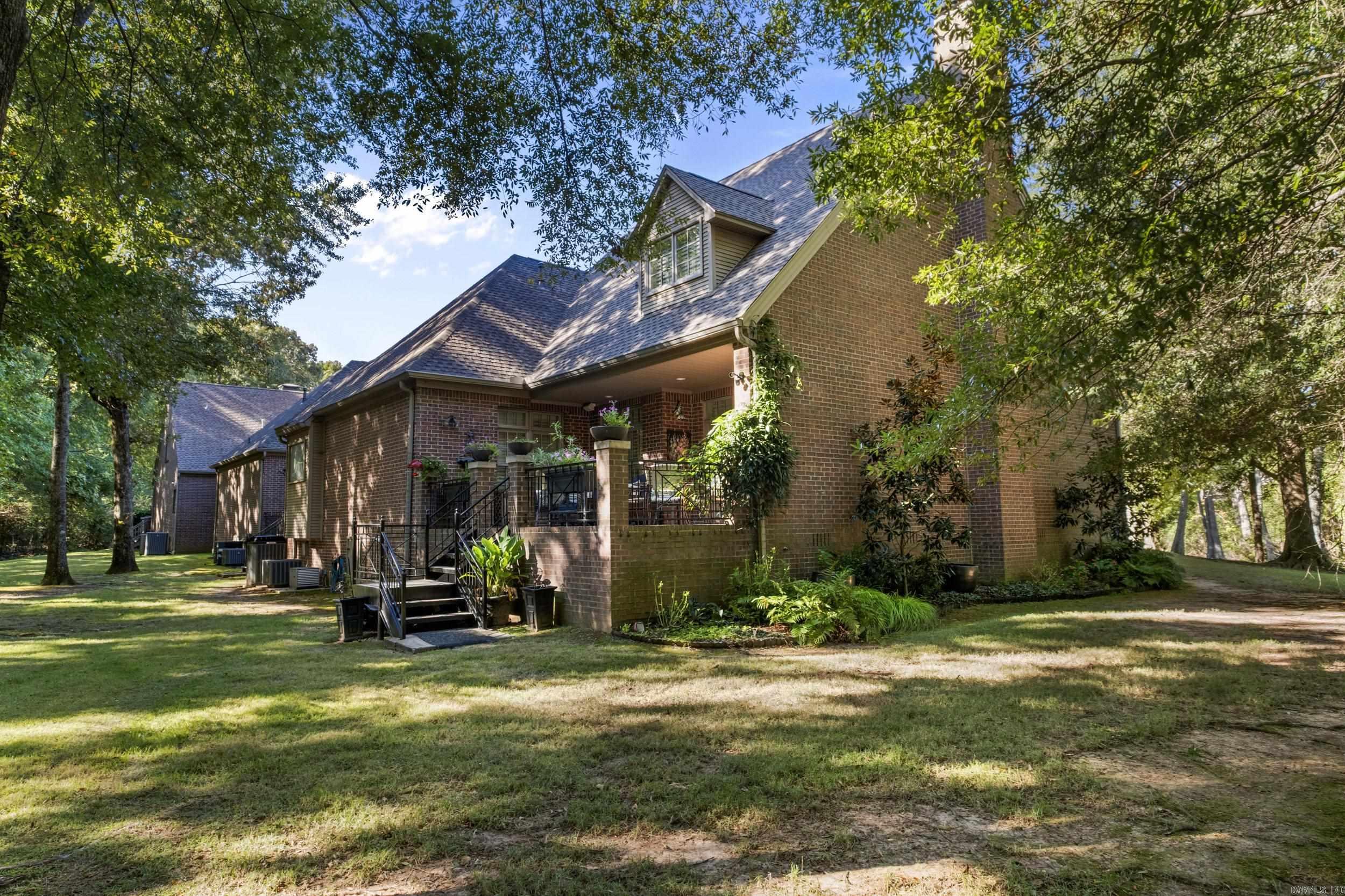 24 Creekwood Cove  North Little Rock, AR