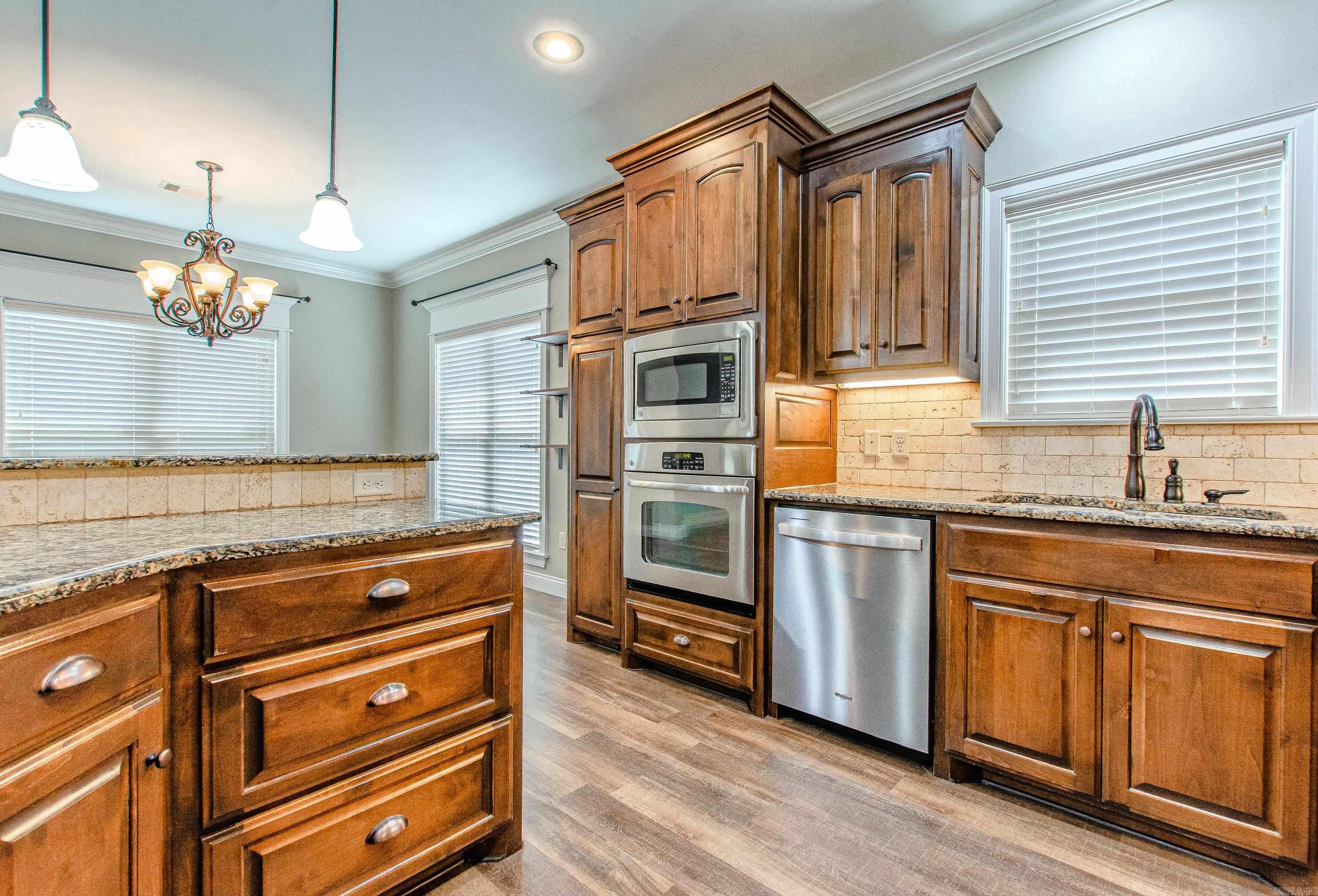 210 Chapel Creek Drive  Conway, AR