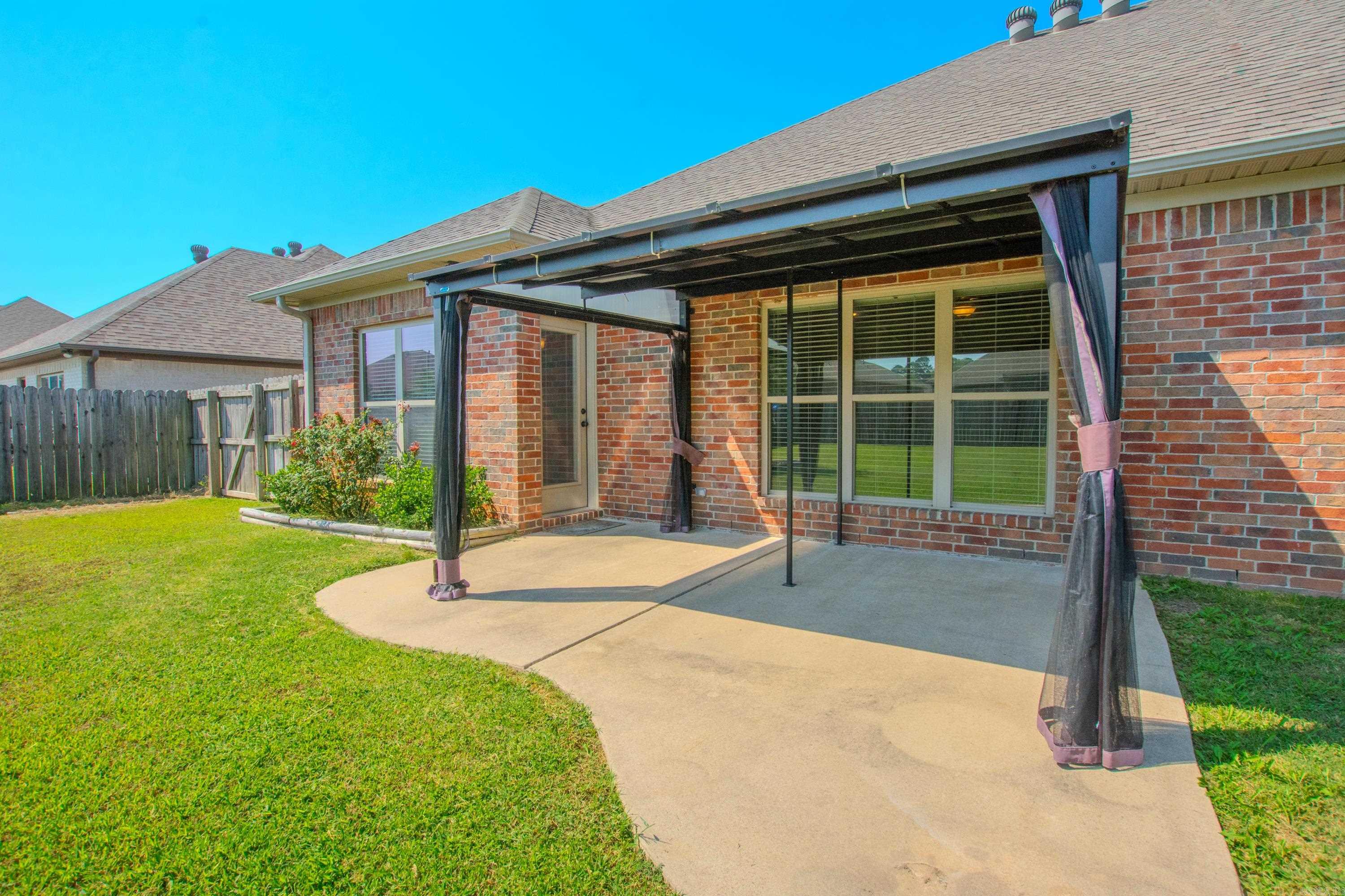 210 Chapel Creek Drive  Conway, AR