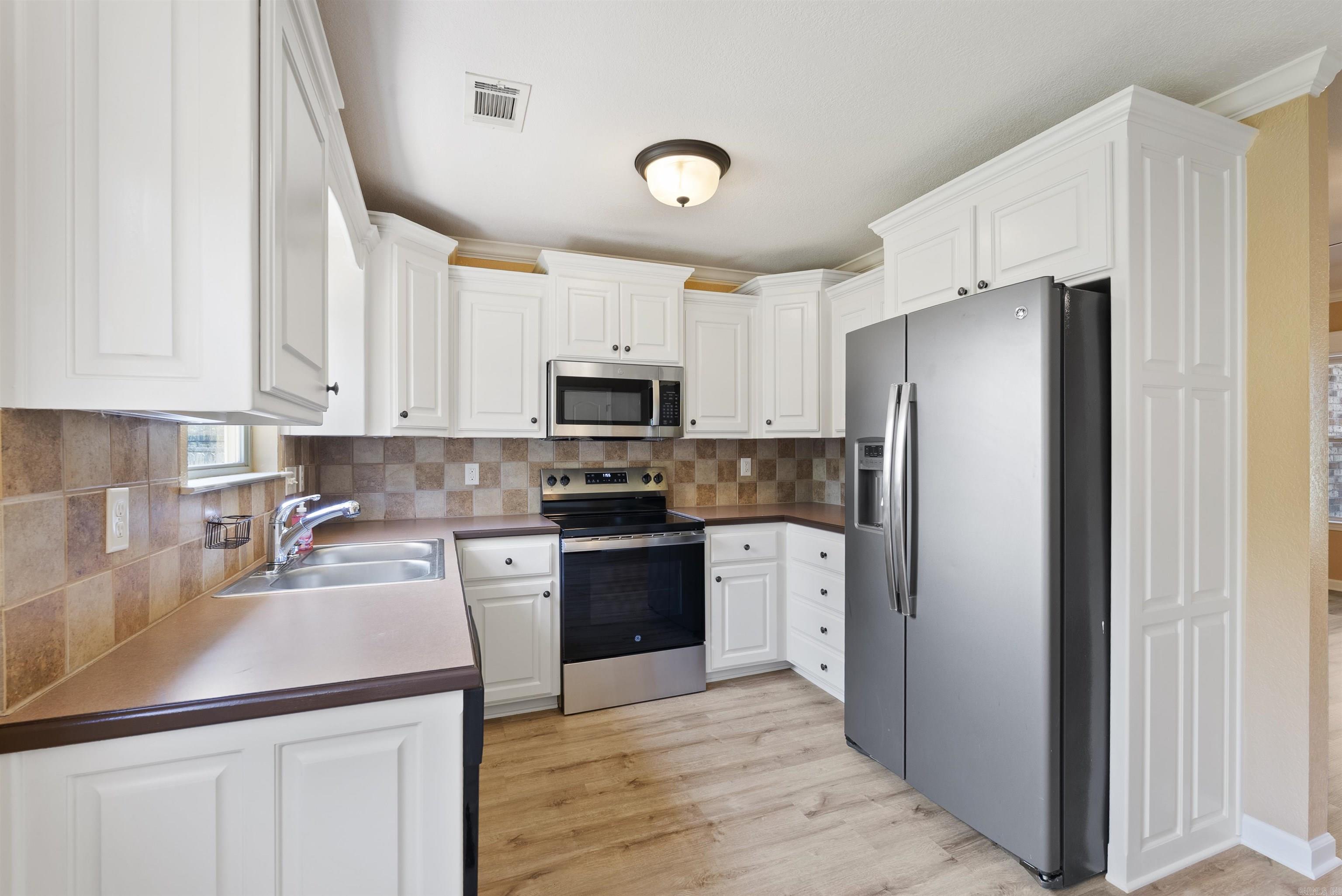 13 Castleton  Ward, AR